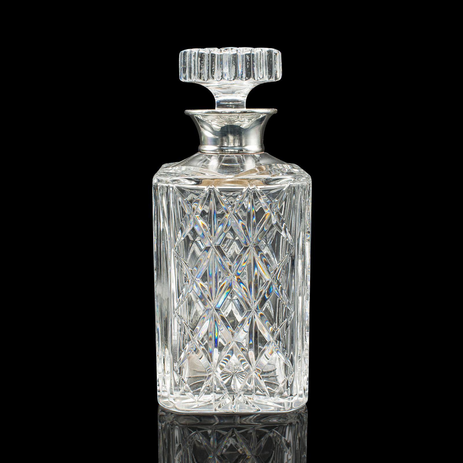 Vintage Silver Collared Spirit Decanter, Englisch, Kristall, Whiskey, gestempelt (Mitte des 20. Jahrhunderts) im Angebot