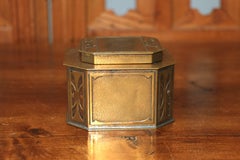 Vintage Silver Crest Gold Over Bronze Ink Well