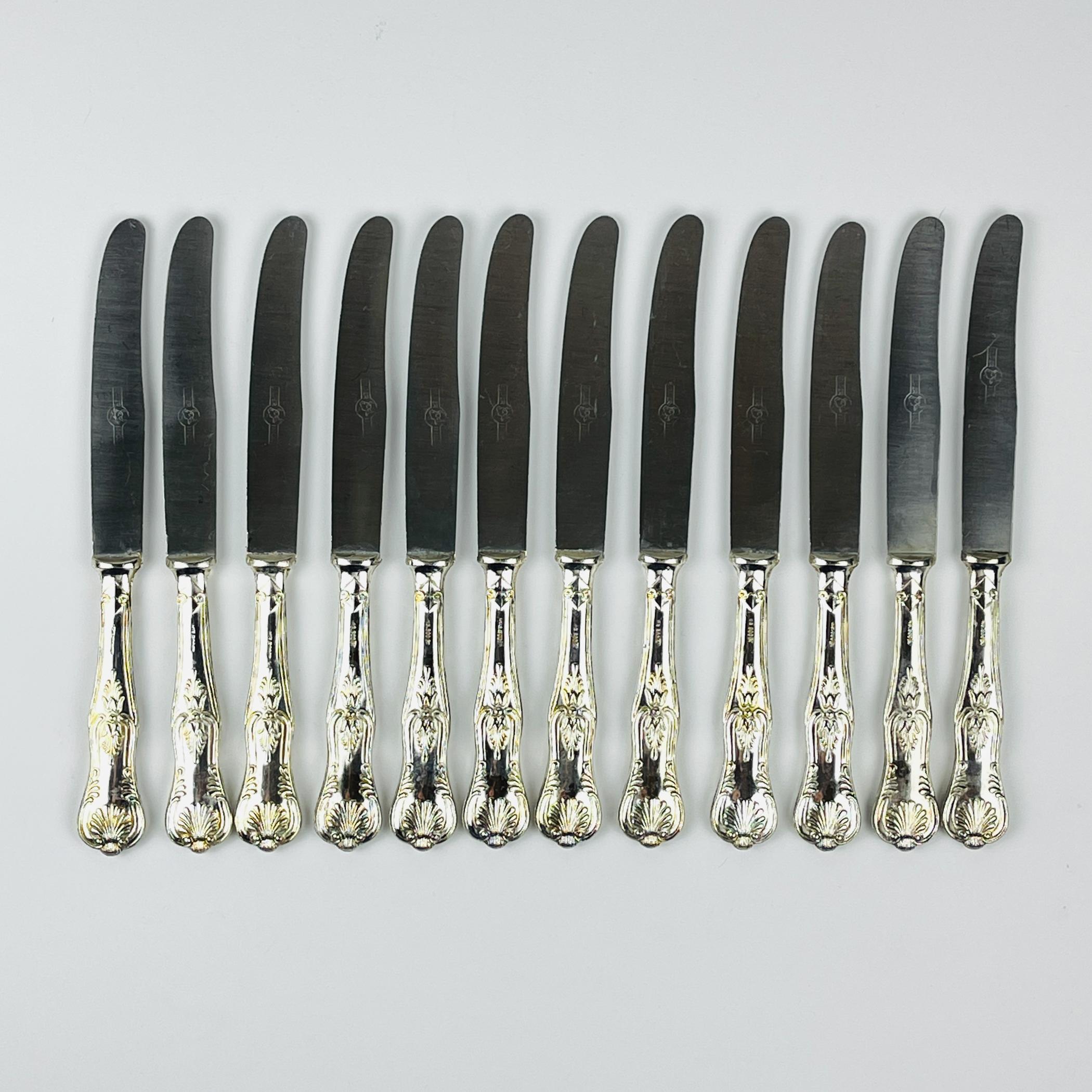 Cubertería de plata vintage para 12 personas, Italia, años 60 siglo XX en venta