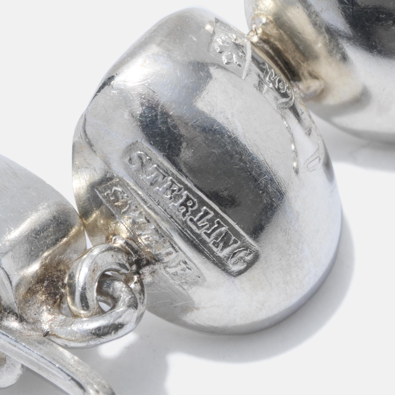 Silber baumelnde Vintage-Ohrringe aus Silber, hergestellt im Jahr 1953 im Angebot 4