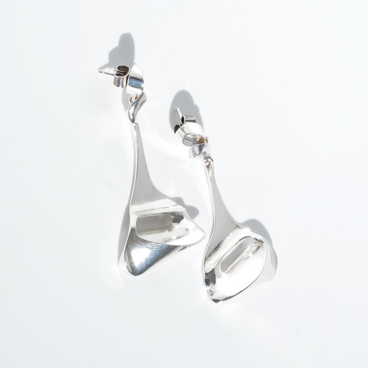 Vintage Silver Dangling Earrings “Manhattan” by Björn Weckström Made 1976 In Good Condition For Sale In Stockholm, SE
