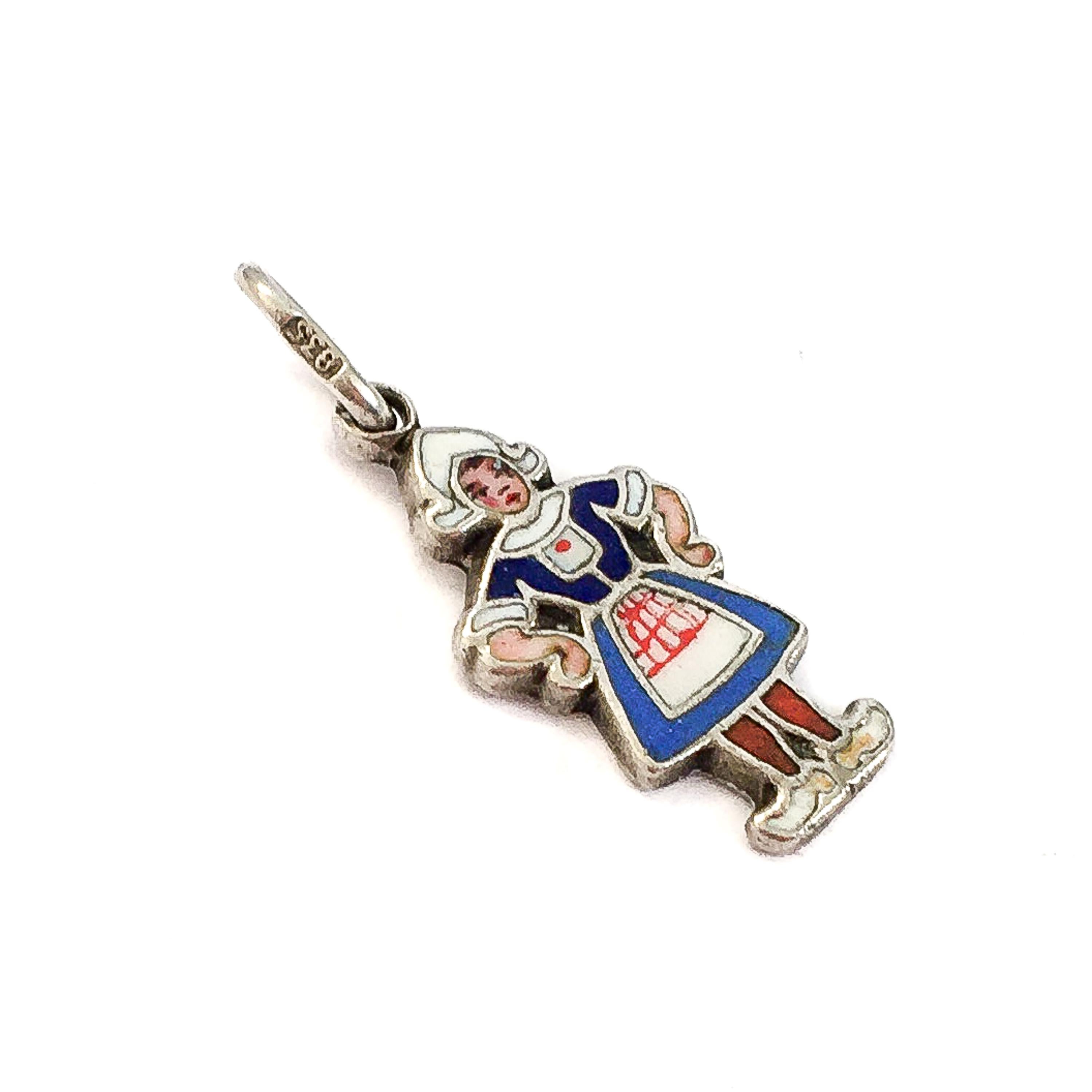 Ciondolo Charm d'argento con smalto vintage Zeeuws Meisje In condizioni buone in vendita a Rotterdam, NL