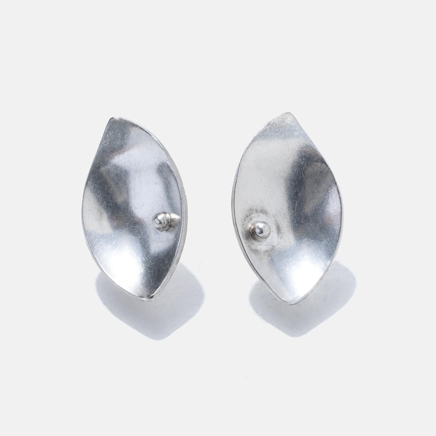 Vintage Silver Earrings by Swedish master Sigurd Persson Made Year 1955 In Good Condition For Sale In Stockholm, SE