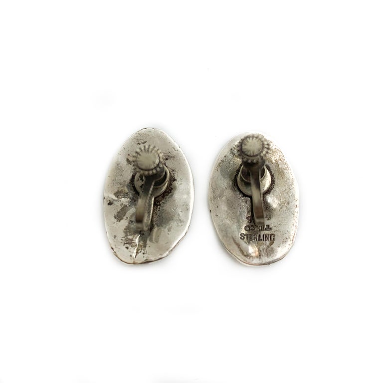 Vintage Silver Earrings W/ Abalone Shell Design In Excellent Condition For Sale In Carlsbad, CA