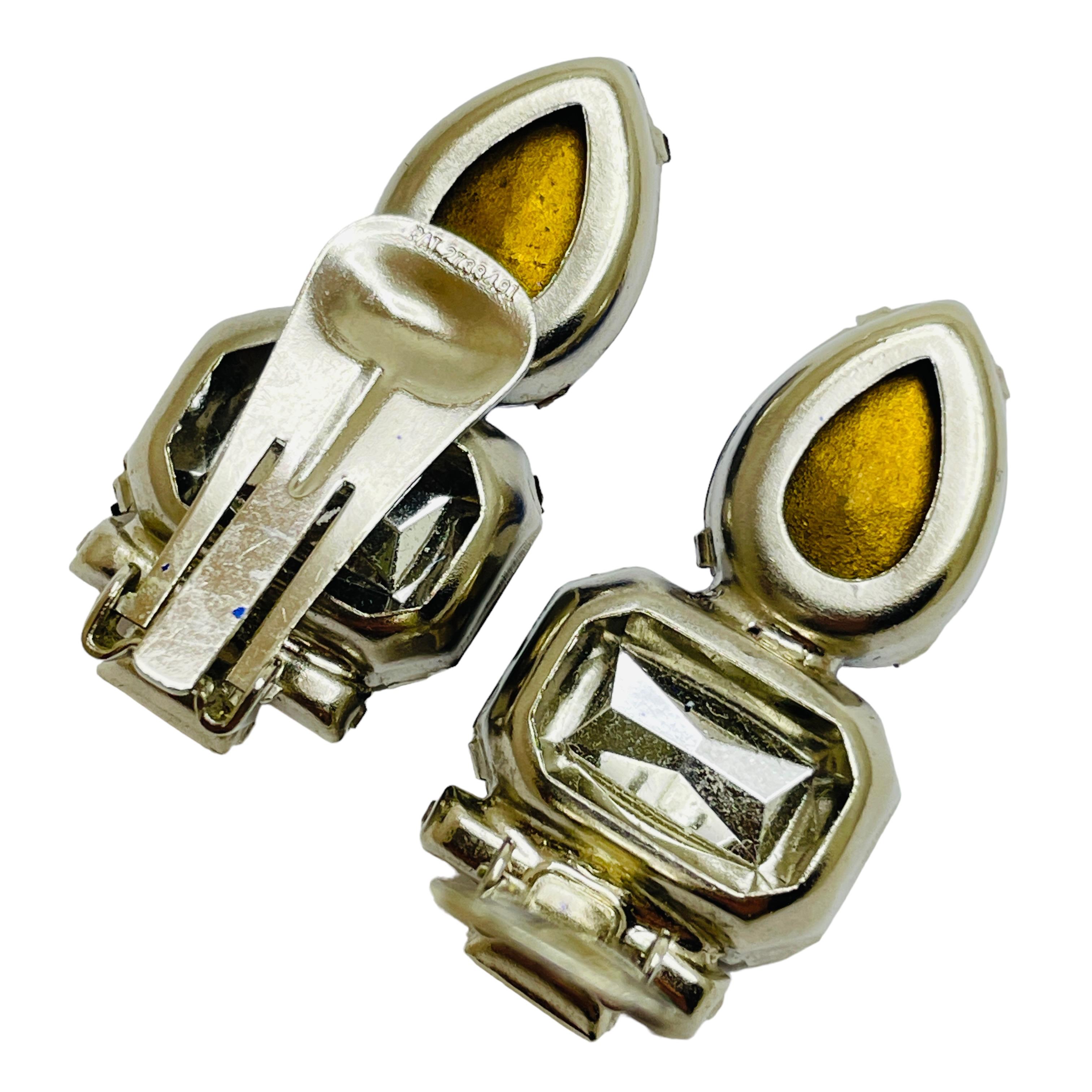 Designer-Laufsteg-Ohrclips aus silbernem Smaragd-Saphir-Glas im Zustand „Gut“ im Angebot in Palos Hills, IL