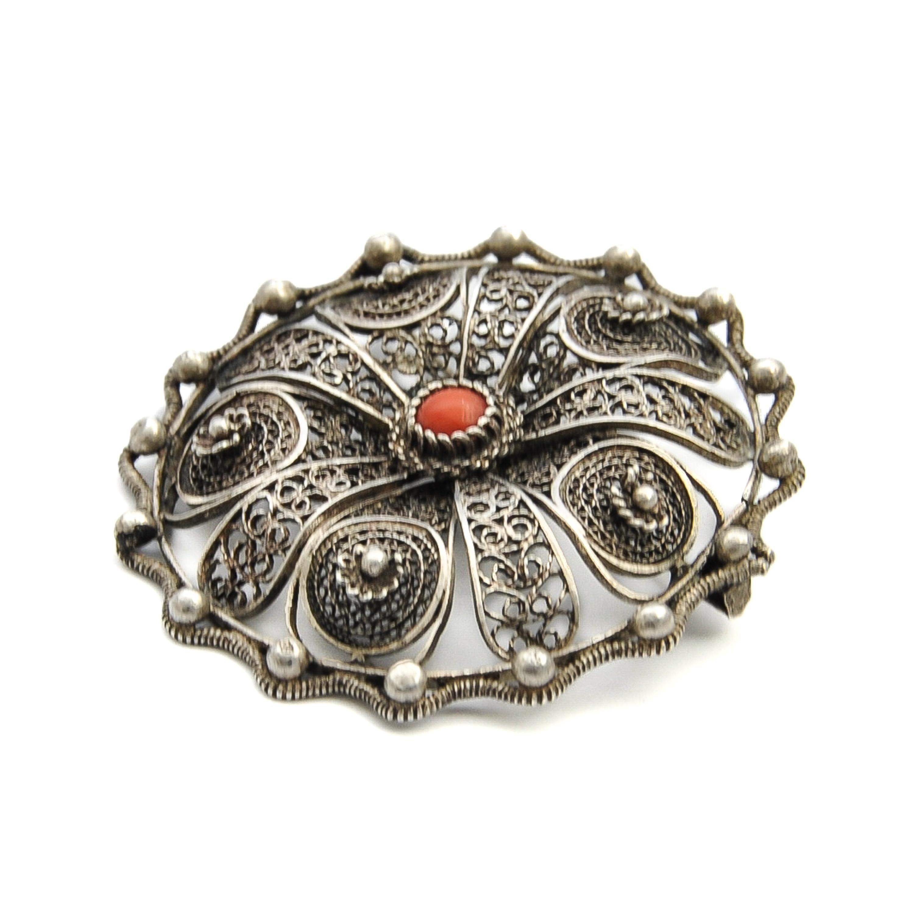 Women's or Men's Vintage Silver Filigree and Coral Lapel Pin Brooch For Sale