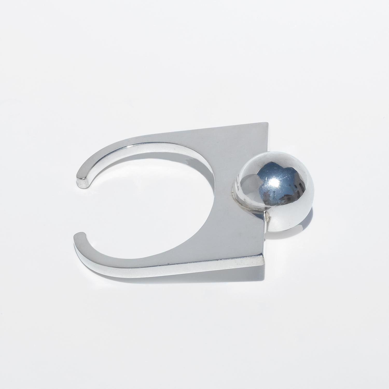 Vintage Silver Fixed Cuff Bracelet by Sigurd Persson Made 1995 Bon état - En vente à Stockholm, SE