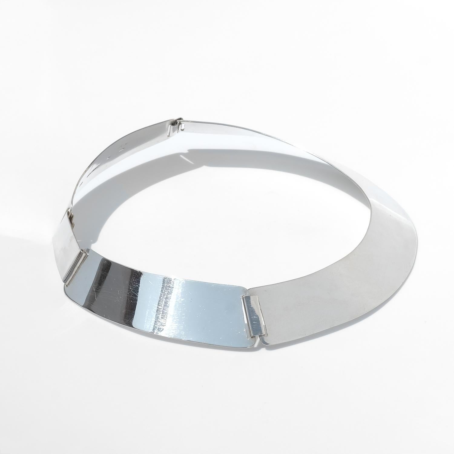 Vintage Silver Fixed Neck Ring by Albrechtssons Guldsmedsaffär Made 1956 For Sale 3