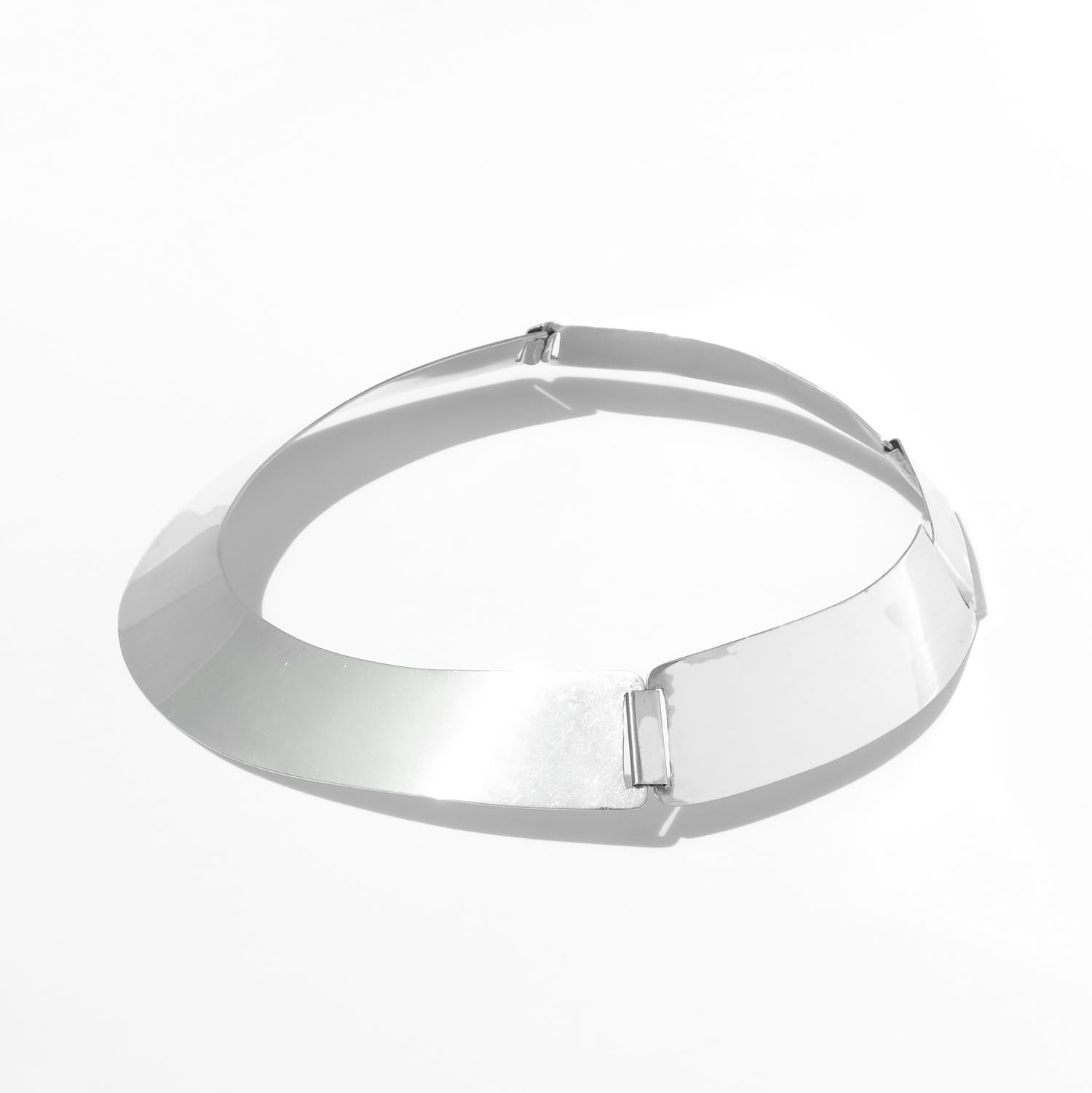 Vintage Silver Fixed Neck Ring by Albrechtssons Guldsmedsaffär Made 1956 For Sale 5