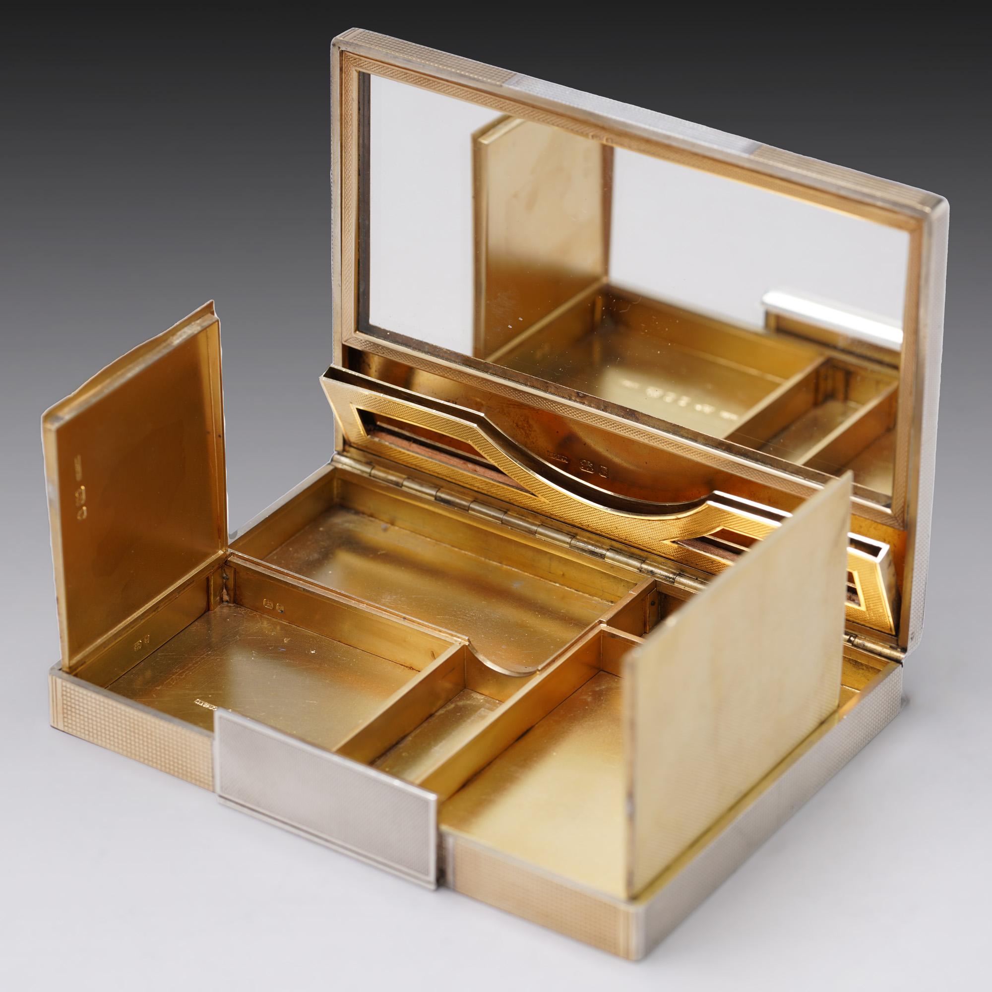 Asprey  caja compacta art déco de plata dorada, 1939 en Bueno estado para la venta en Braintree, GB