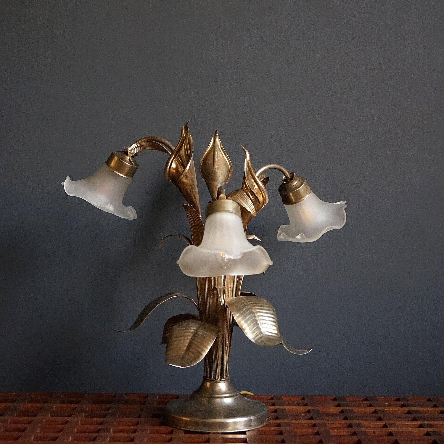 Vintage Silver Gilt Tole and Frosted Glass Calla Lily Table Lamp, circa 1940s In Good Condition In Bristol, GB