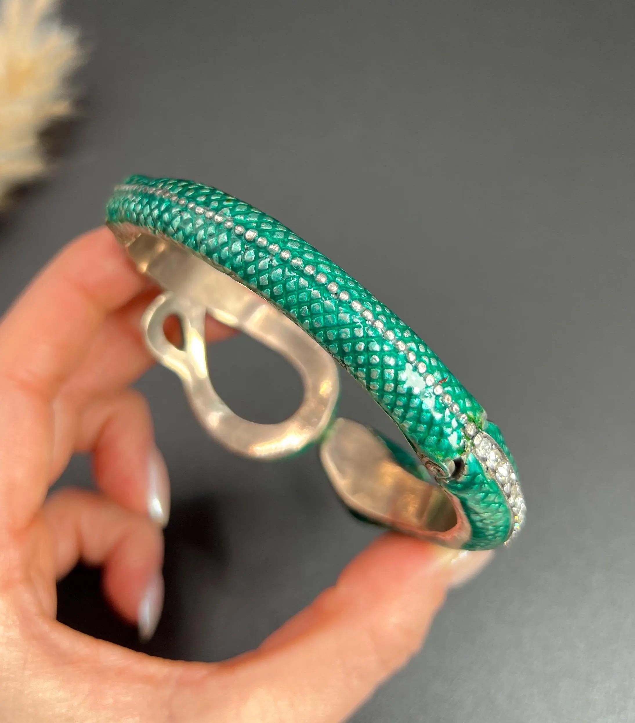 Vintage-Schlangenarmband aus Silber und Gold, 1980er Jahre, grüne Emaille und 6 Karat Diamanten (Brillantschliff) im Angebot