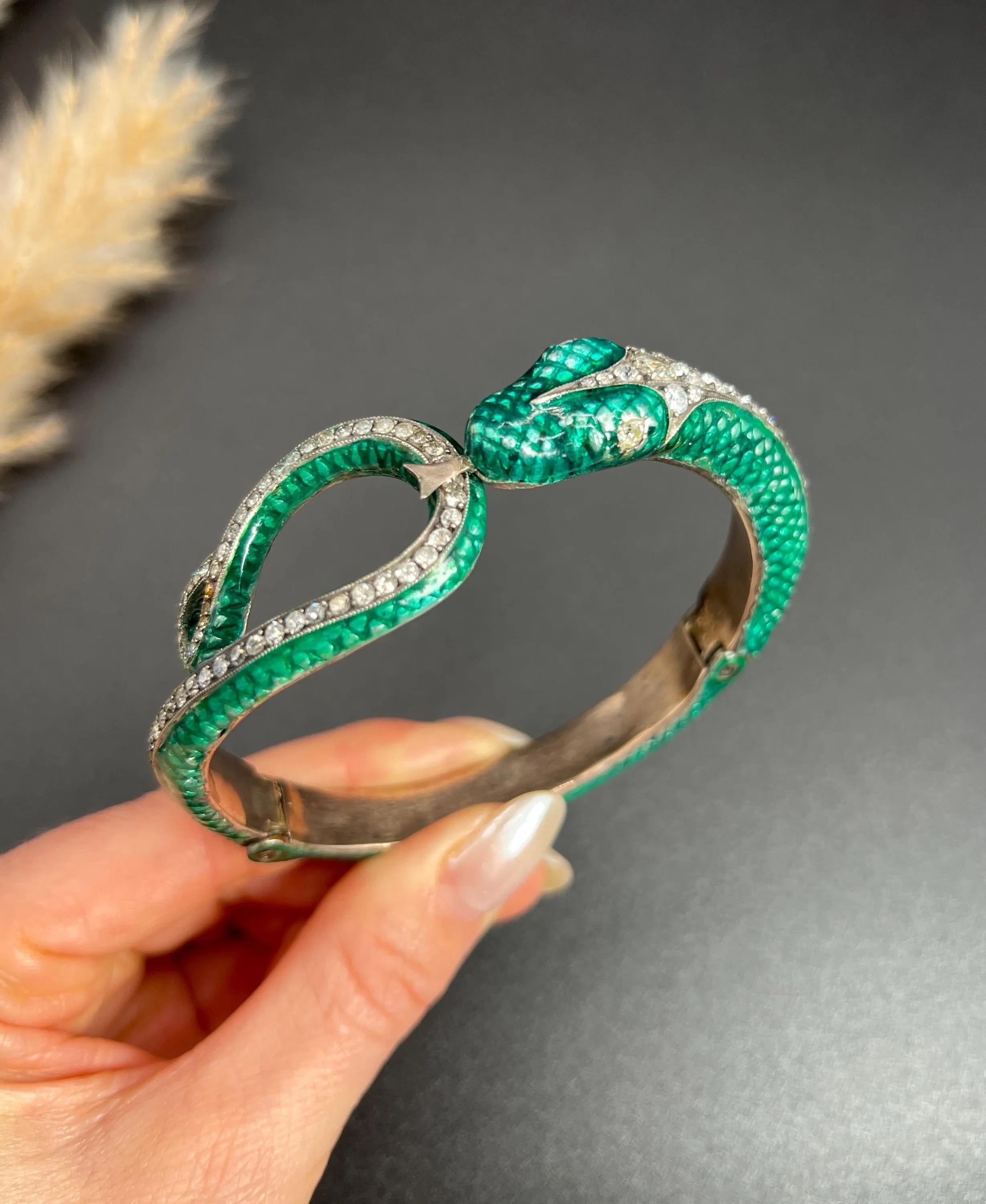 Vintage-Schlangenarmband aus Silber und Gold, 1980er Jahre, grüne Emaille und 6 Karat Diamanten im Zustand „Gut“ im Angebot in Brighton, GB