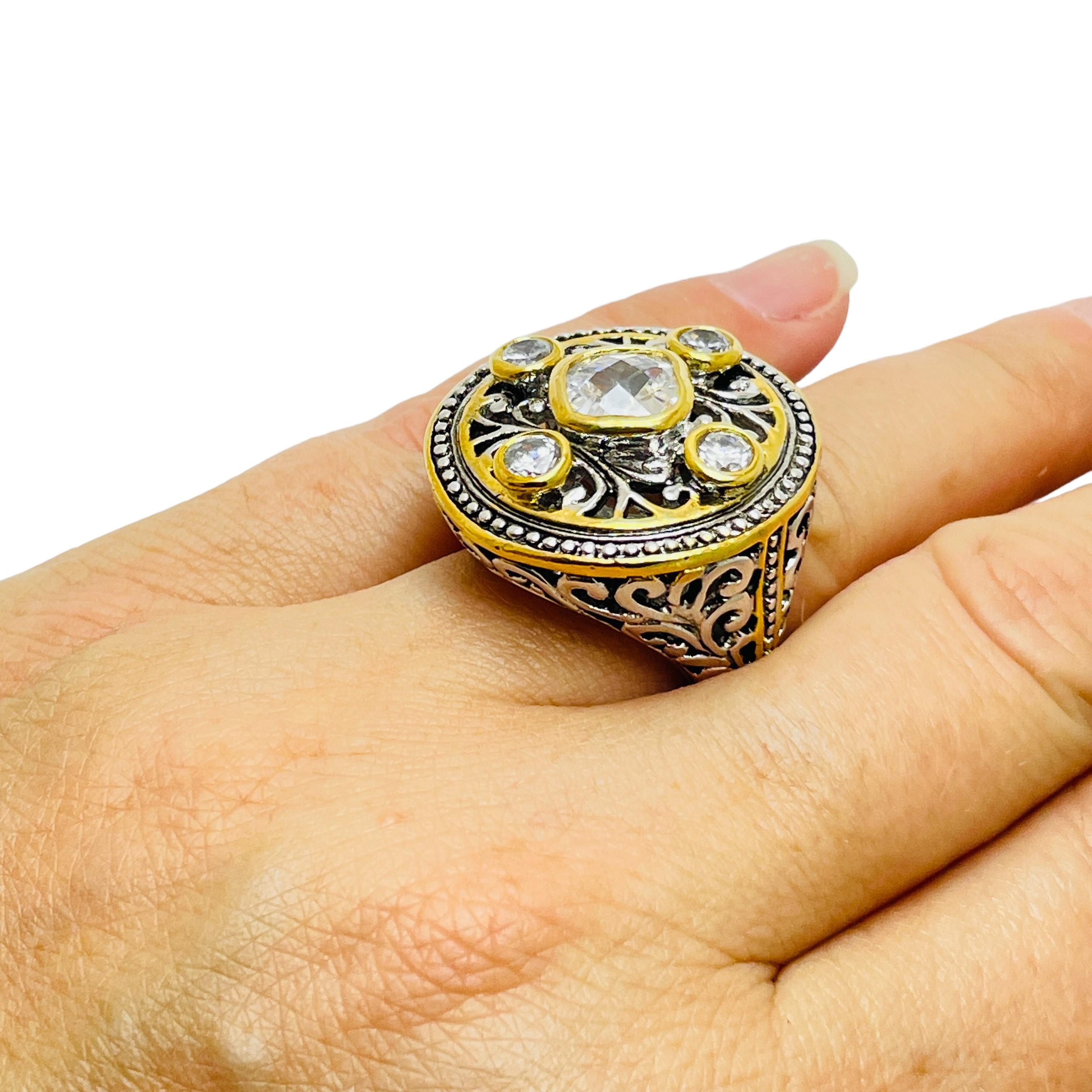 Donna Anello da passerella vintage in argento e oro con vetro di design in vendita