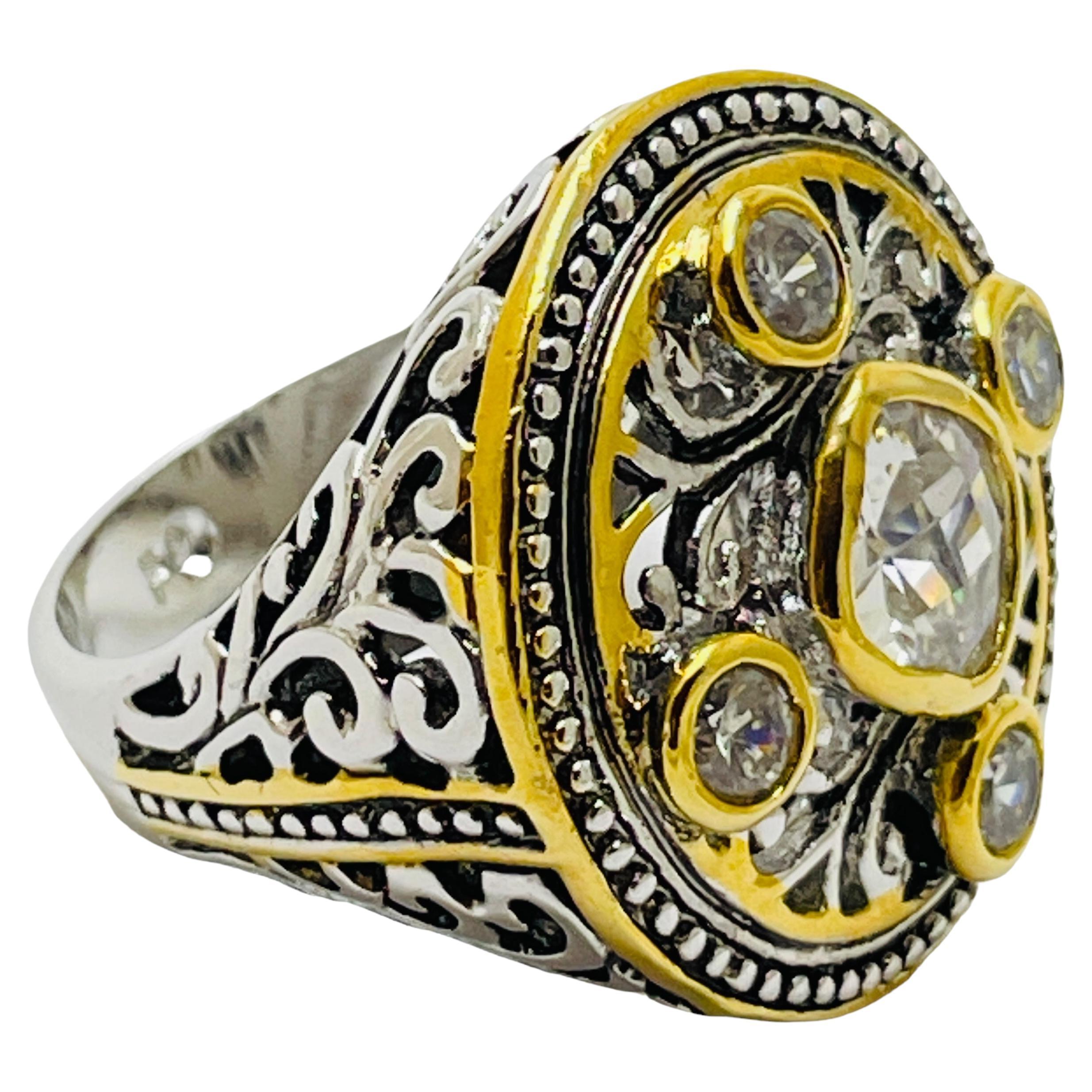 Anello da passerella vintage in argento e oro con vetro di design in vendita