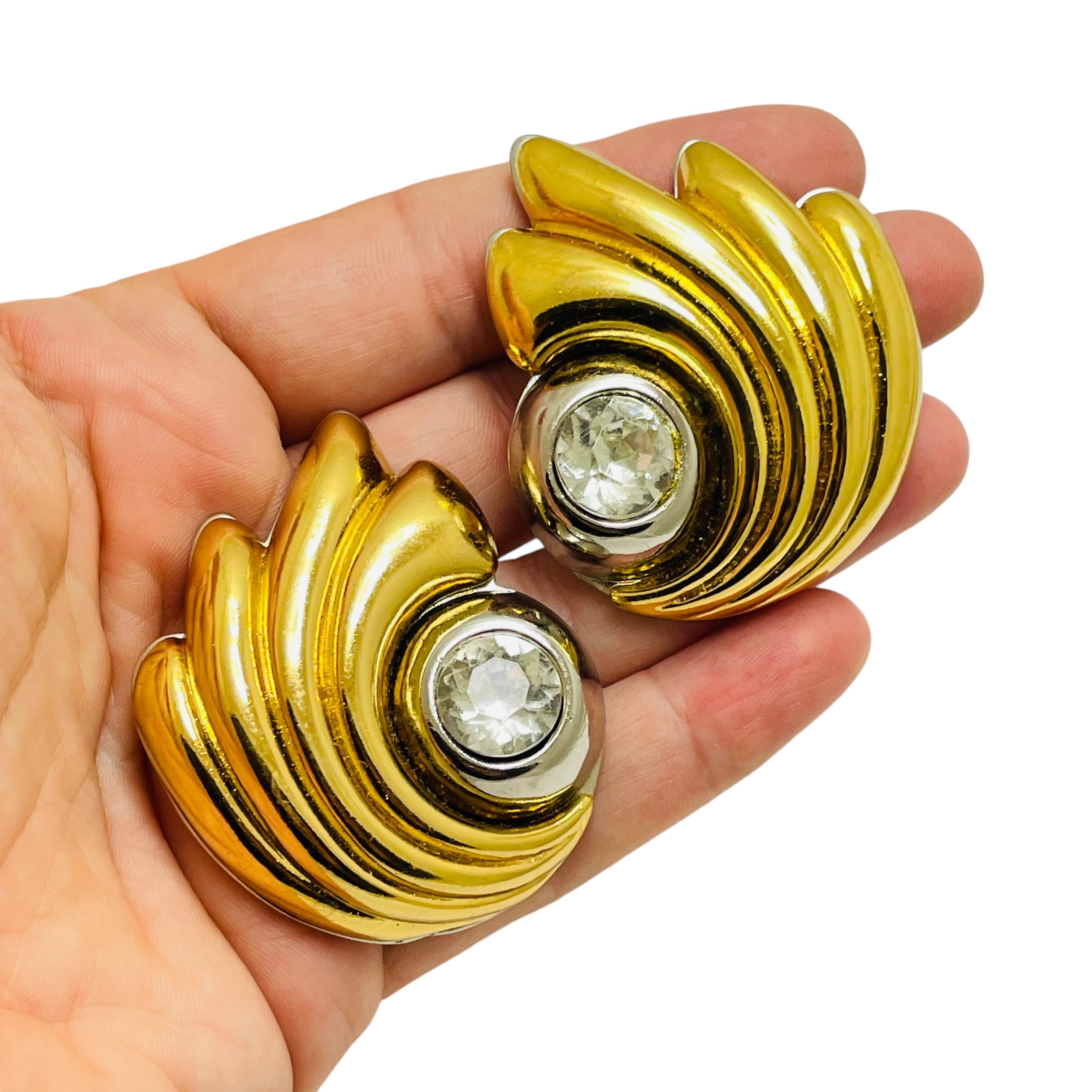 De las mujeres Pendientes de clip de diseño modernista en plata vintage y tono dorado en venta