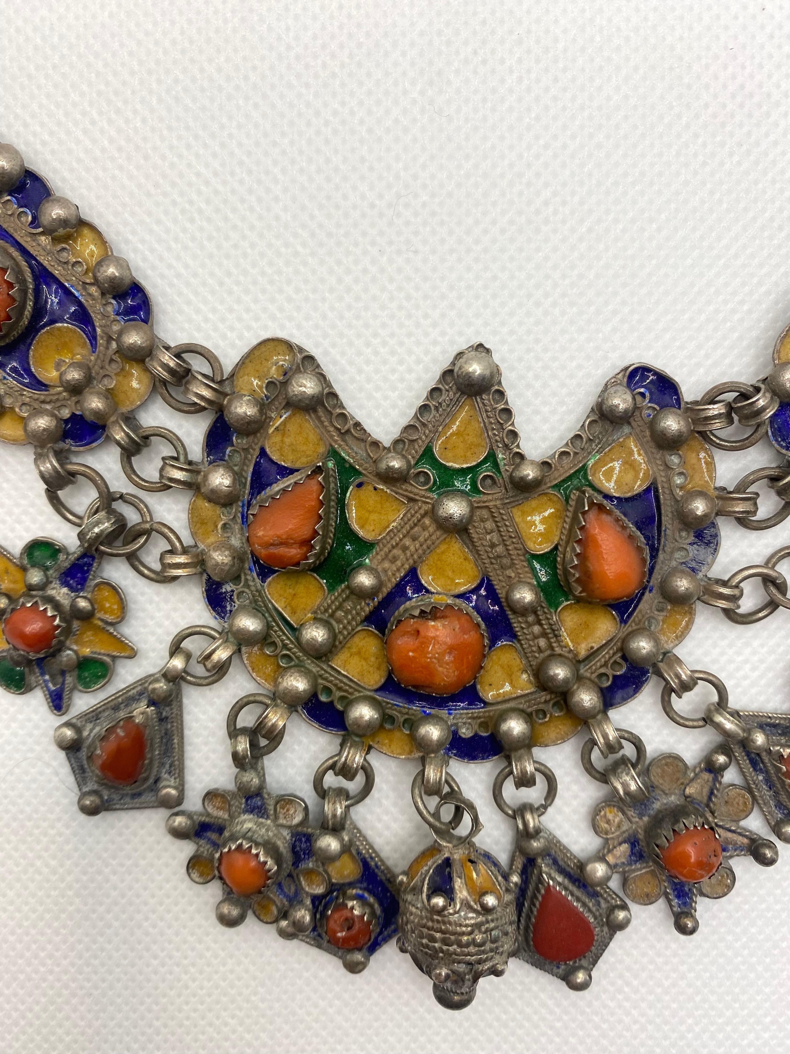Folk Art vintage silver kabyle necklace