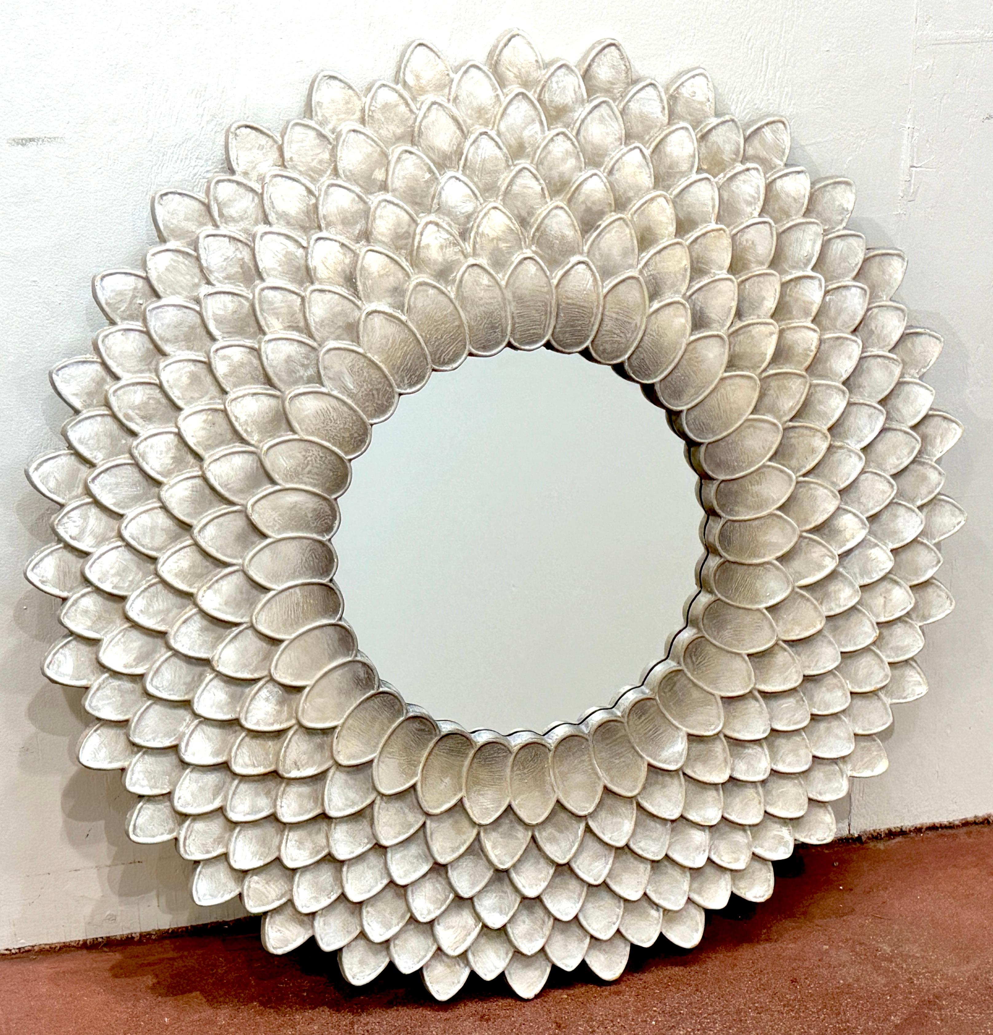 Espejo Floral/Sol Vintage Lacado Plata Moderno en venta