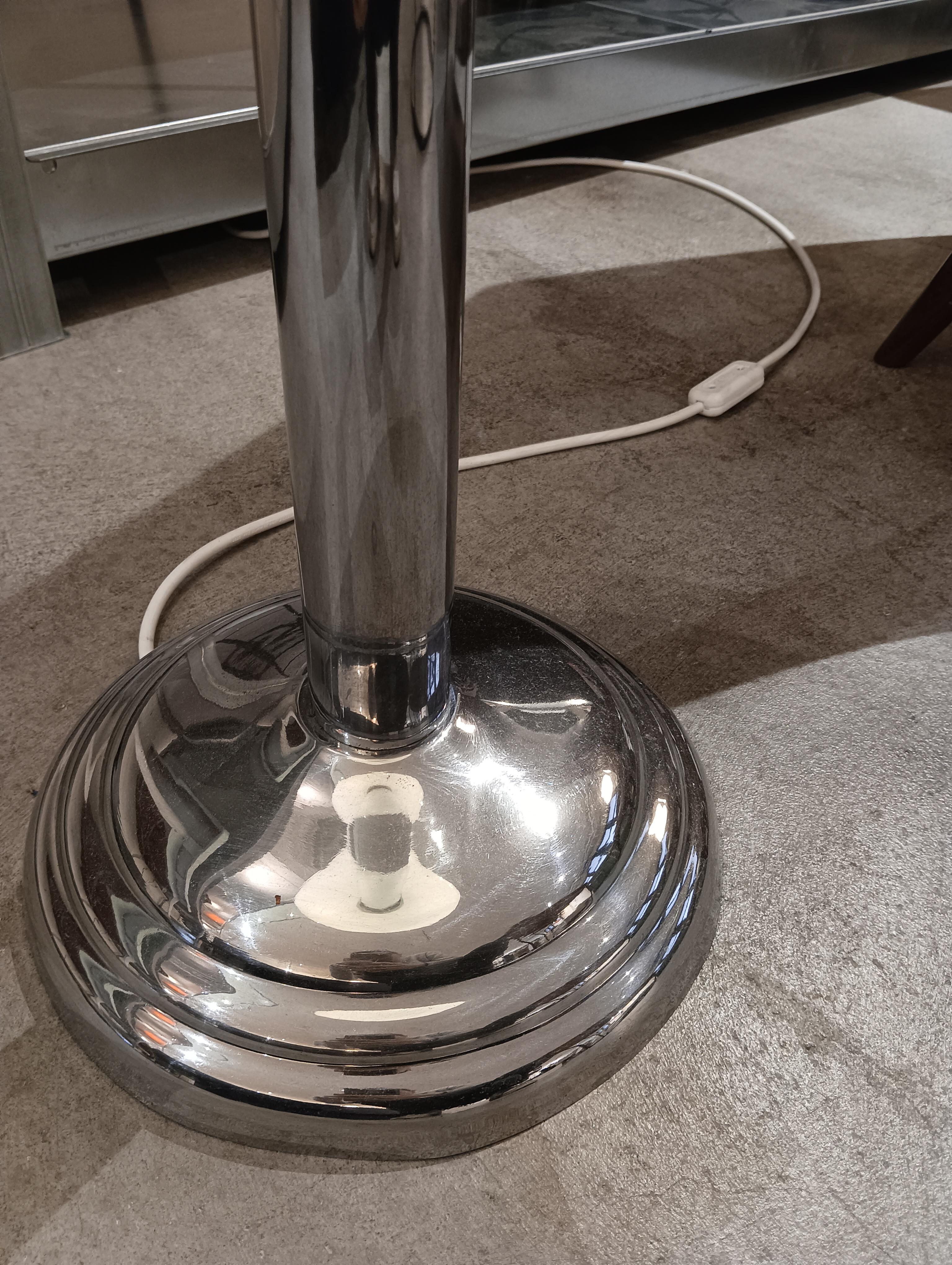Italiano Posacenere da lampada vintage in argento in vendita