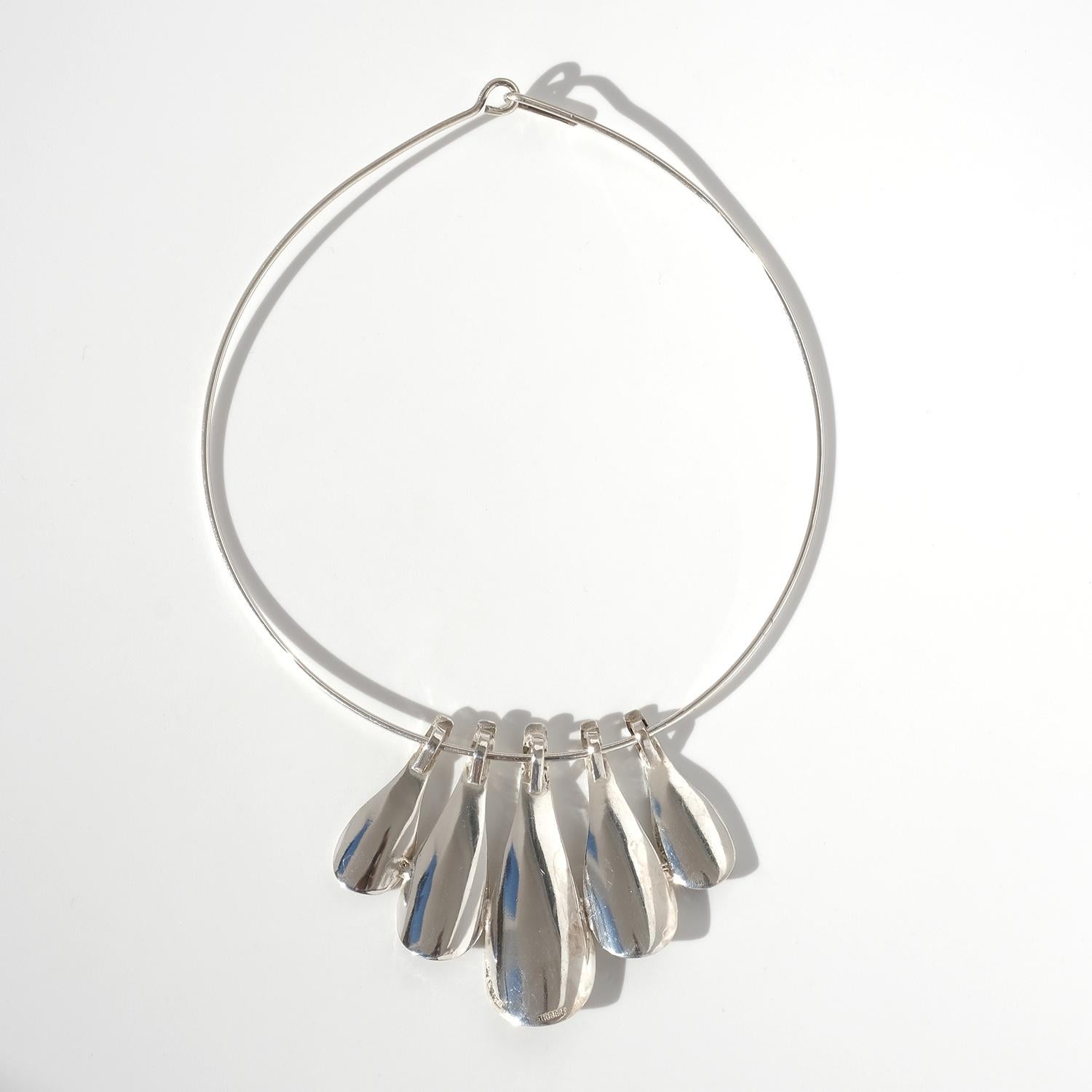 da uomo o donna Anello da collo in argento vintage con ciondolo di Ateljé Stigbert del 1973 in vendita