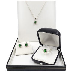 Set di collane, orecchini e anelli in argento vintage