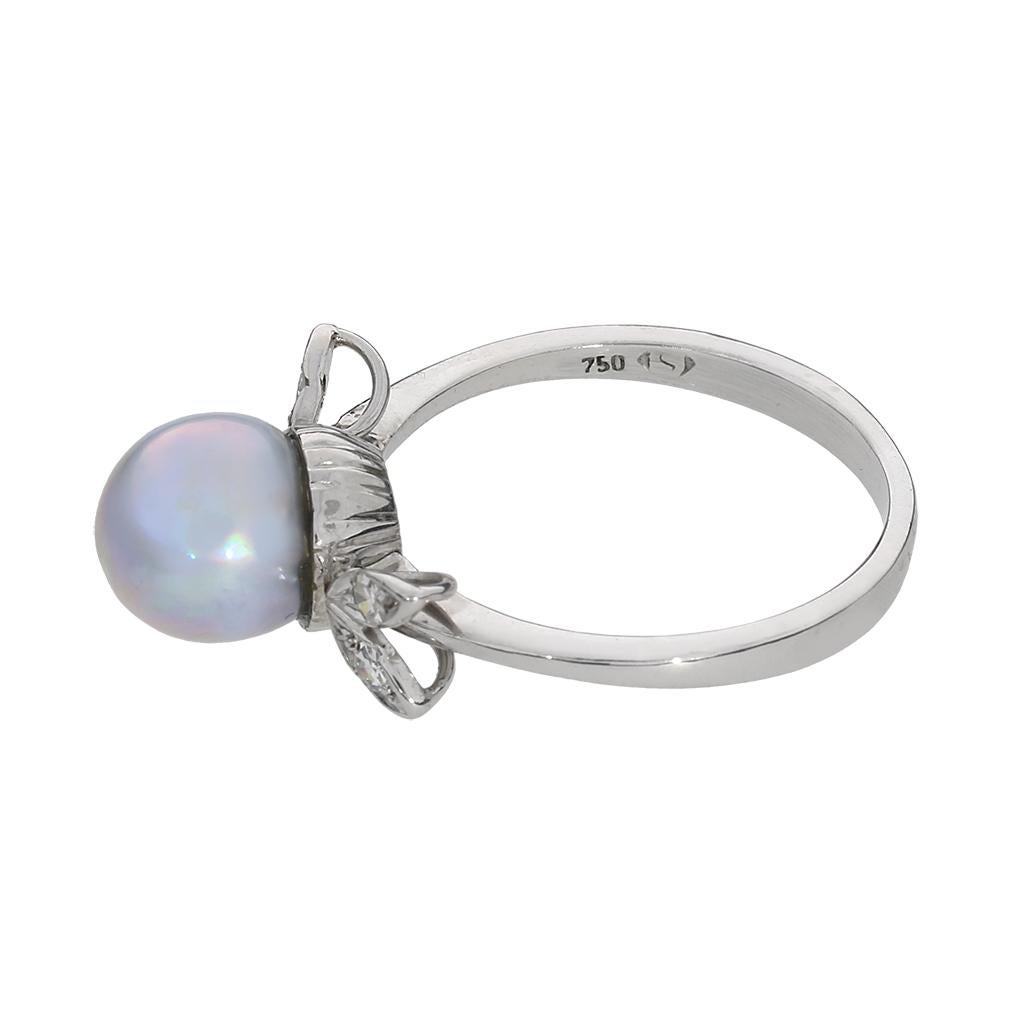 Women's or Men's Vintage Silver Pearl & Diamond 18K Ring For Sale