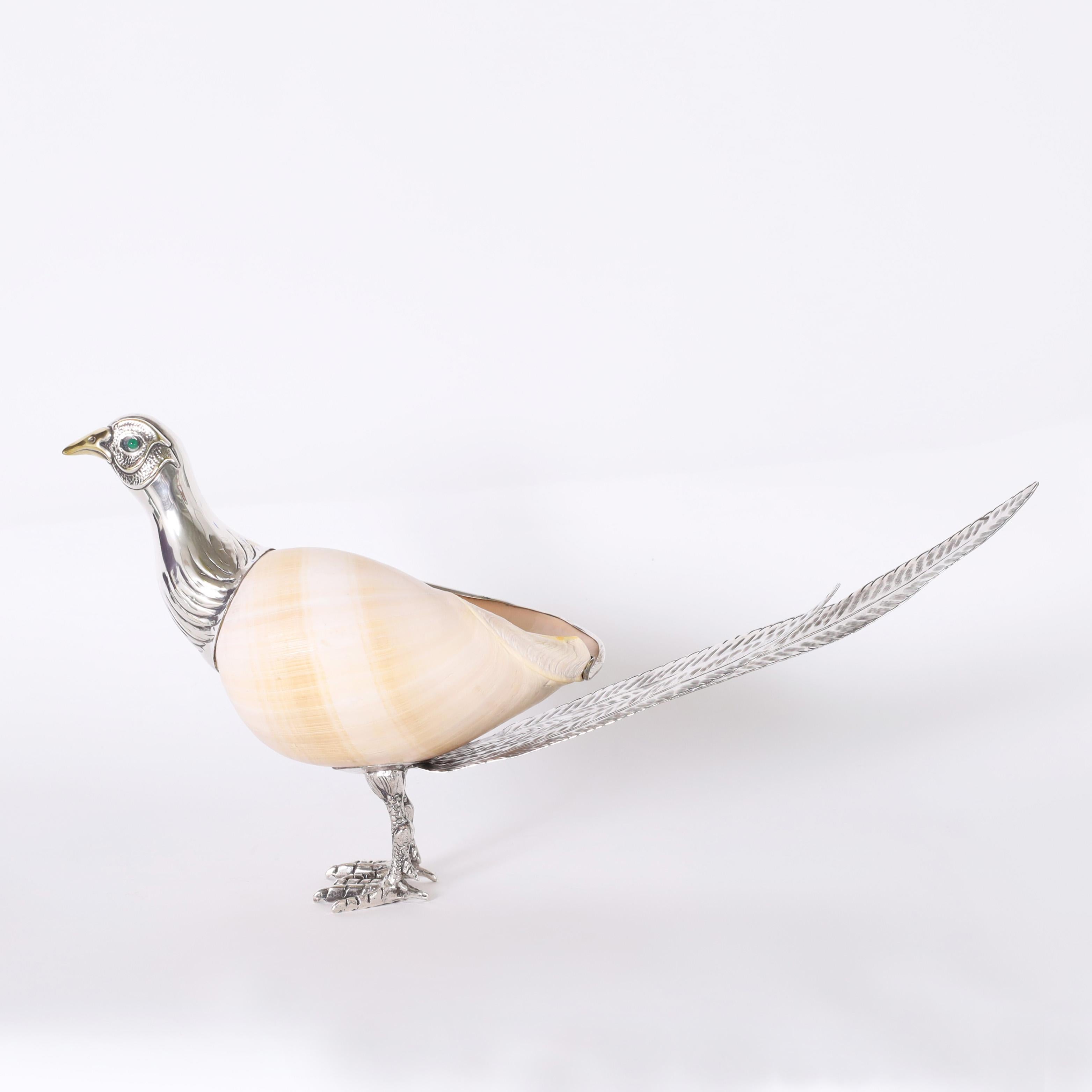 Mid-Century Modern Sculpture d'oiseau vintage en métal argenté et coquillage de conque par Binazzi
