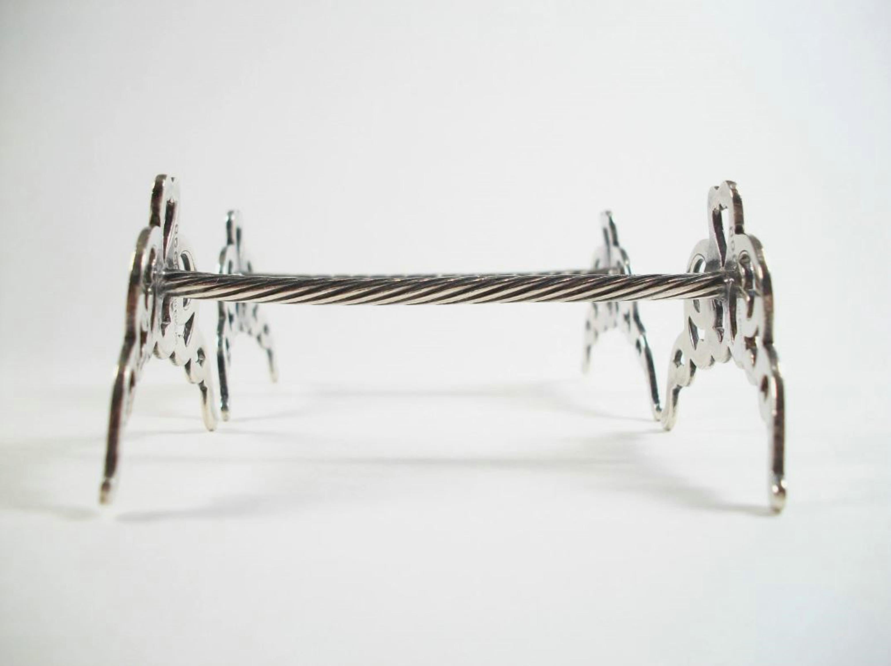 Vintage Silver Plate Carving Set Knife Rests - Royaume-Uni - Mid 20th Century Bon état - En vente à Chatham, ON