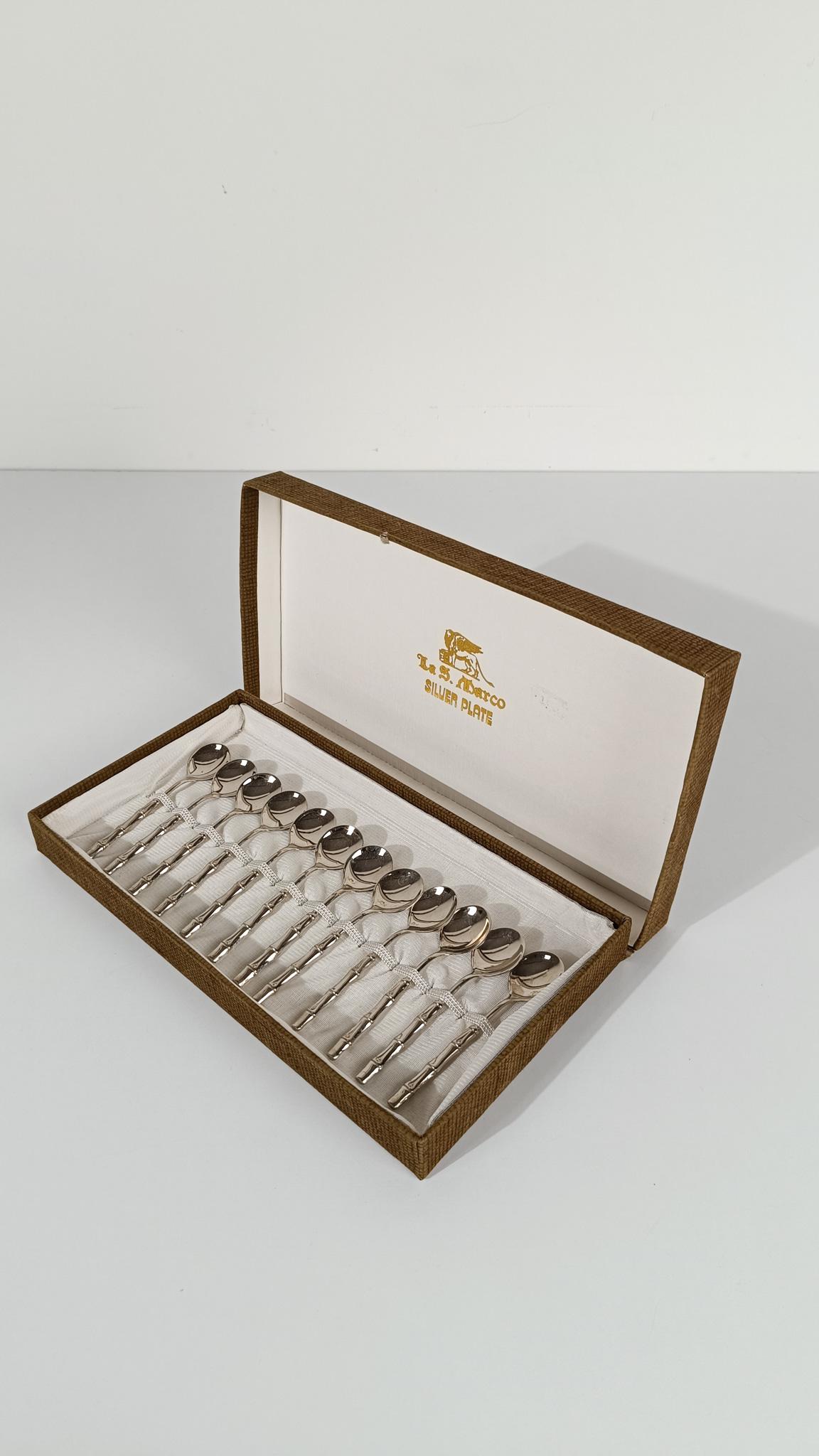 Plaqué argent Cuillère à café / cuillère à thé en faux bambou Vintage A Silver Plate dans le style Hollywood Regency en vente