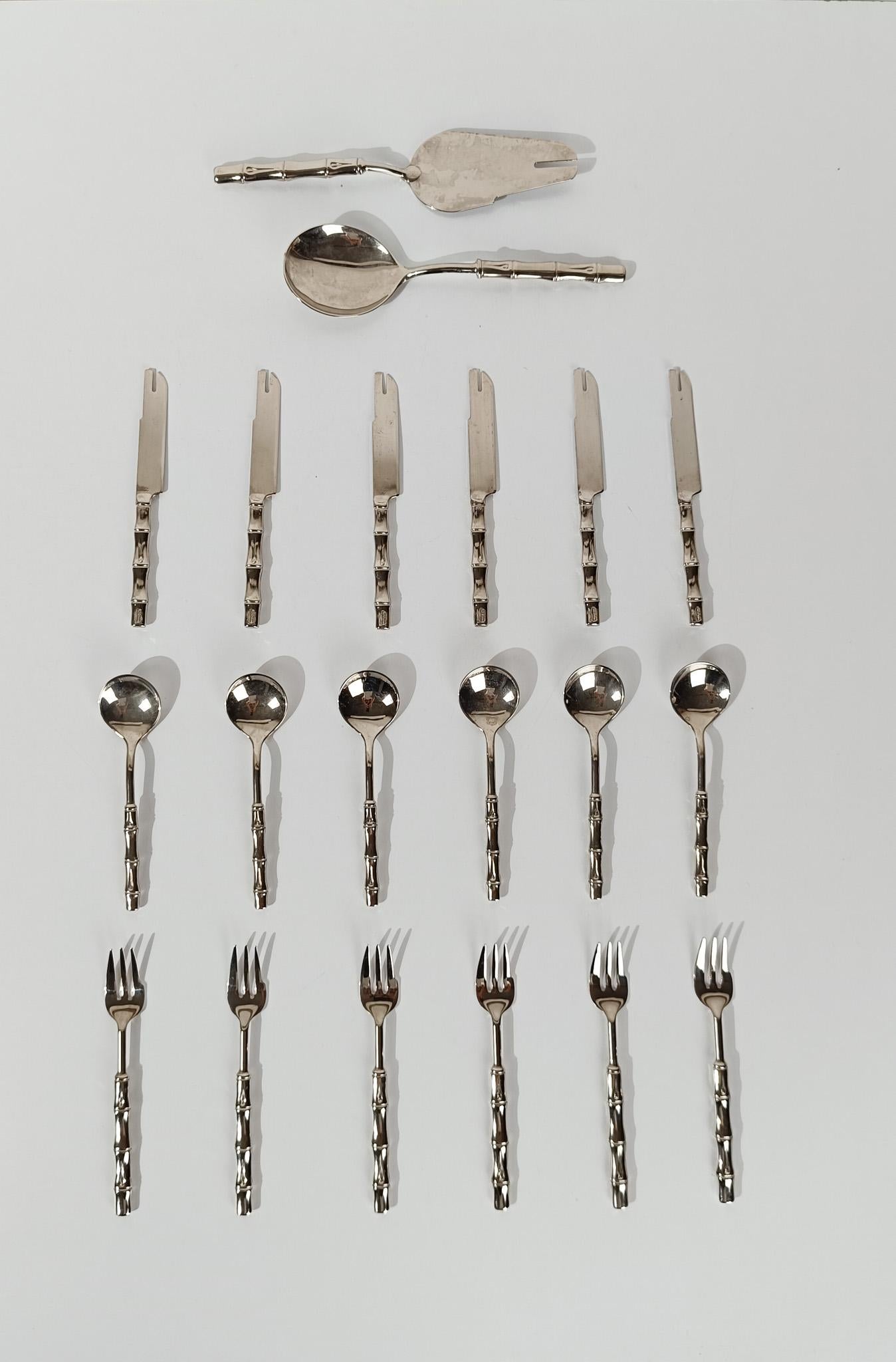Vintage Silver Plate Faux Bamboo Flatware Dessert Set in Hollywood Regency Style For Sale 12