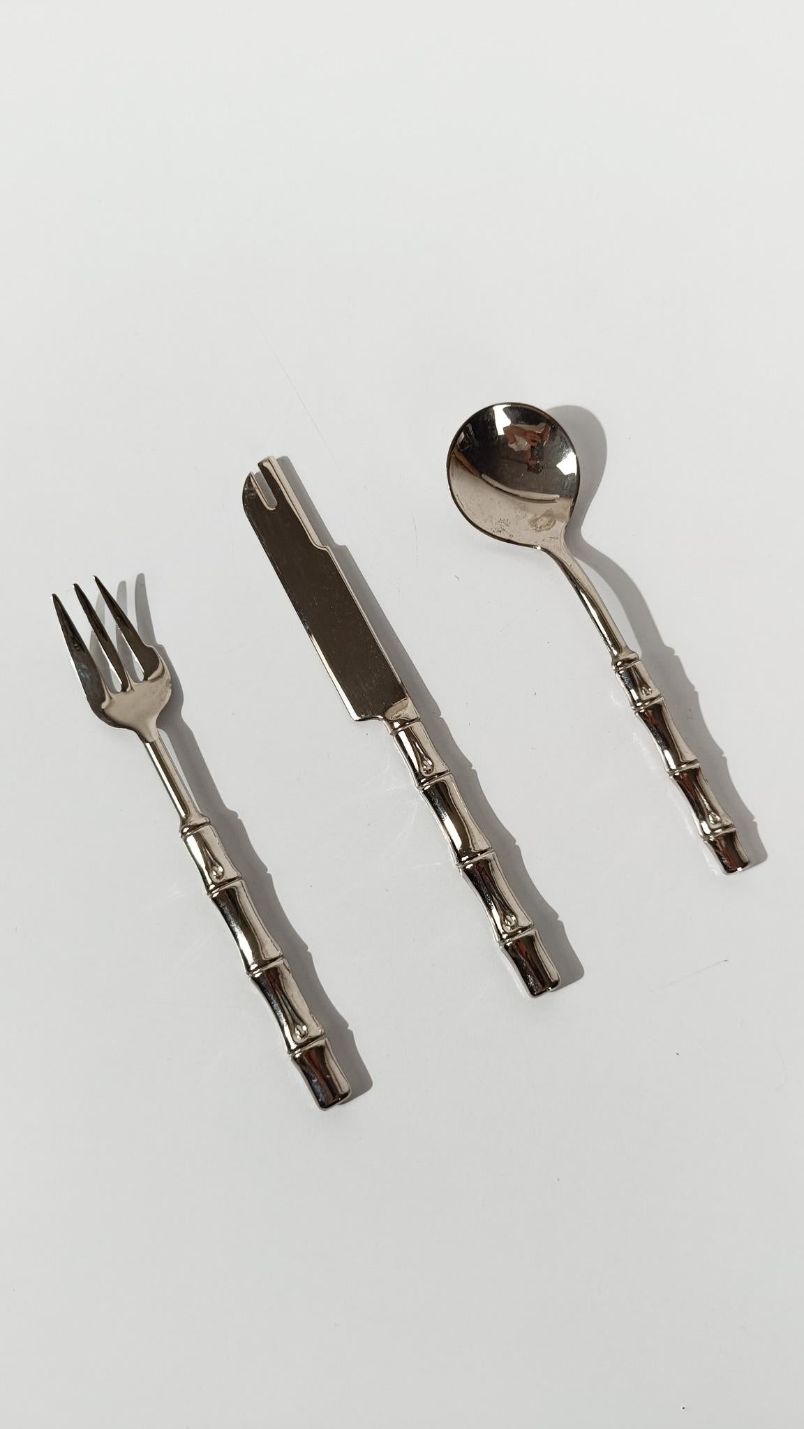 Vintage Silver Plate Faux Bamboo Flatware Dessert Set in Hollywood Regency Style For Sale 2
