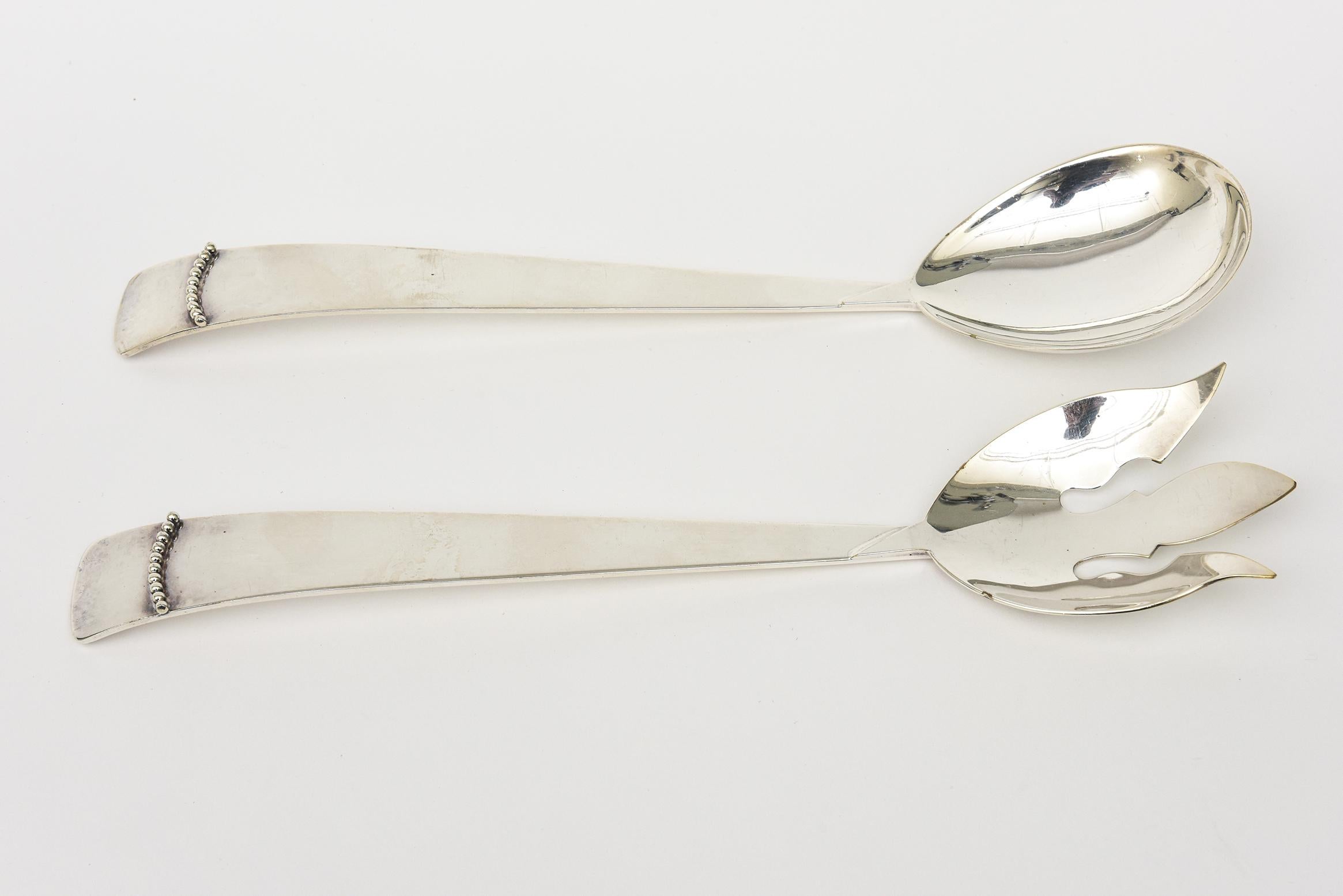 Vintage Silver-Plate Hallmarked Salad Servers or Serving Pieces Pair Of For Sale 2