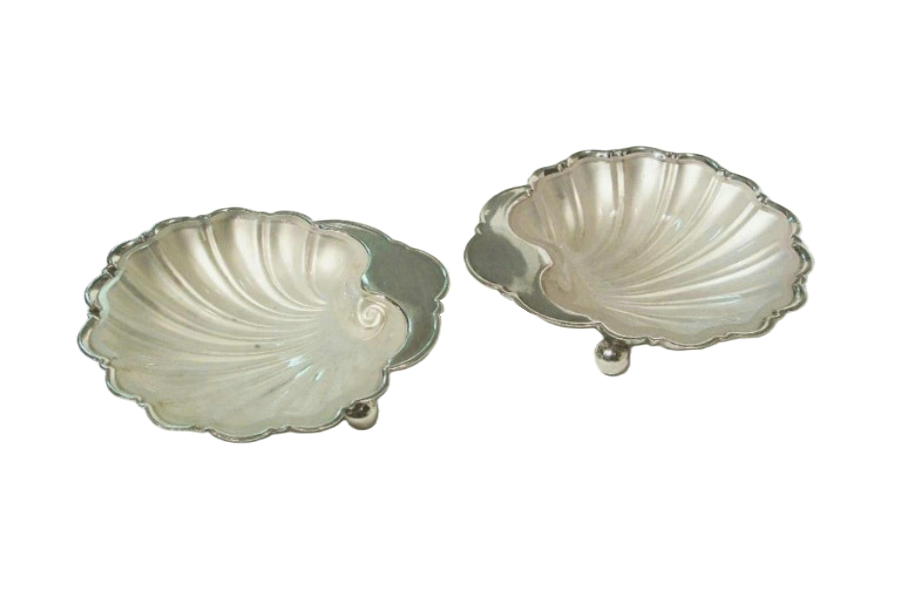 English Vintage Silver Plate Shell Dishes - Frosted Glass Liners - U.K. - Circa 1940 For Sale