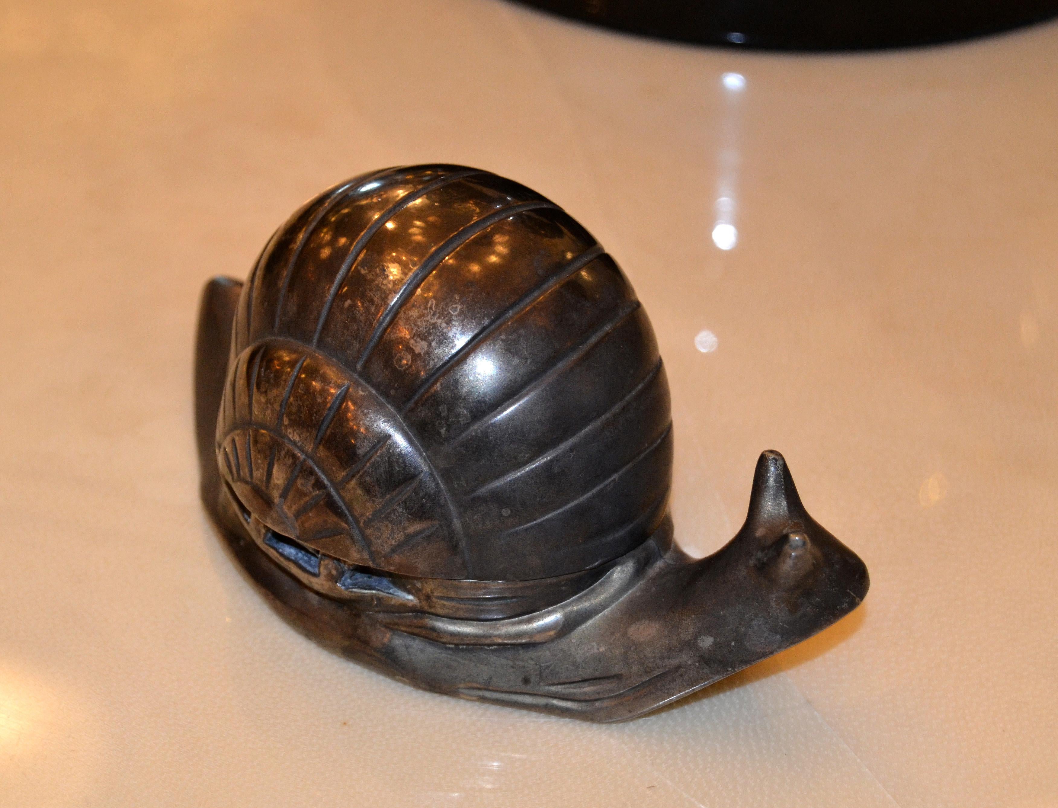 Mid-Century Modern Vintage Silver Plate Snail Salt Dish Spice Dish with Glass Inlay For Sale