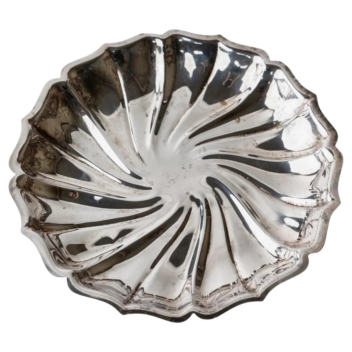 Vintage Silver Plated Bowl or Plate, Round Swirl Design, 1960s en vente