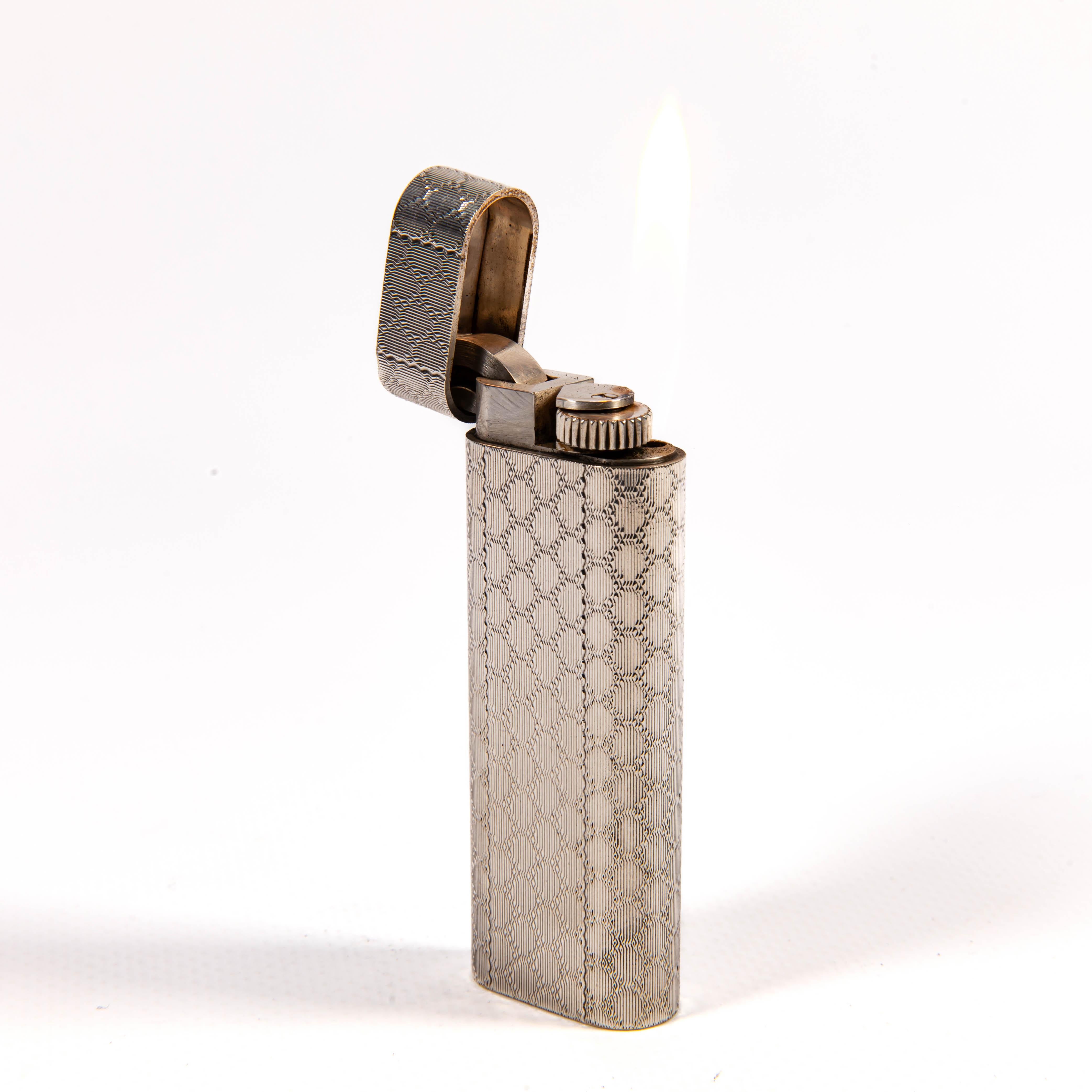Vintage A Silver Plated CARTIER Les Must Lighter 1970s en vente 2