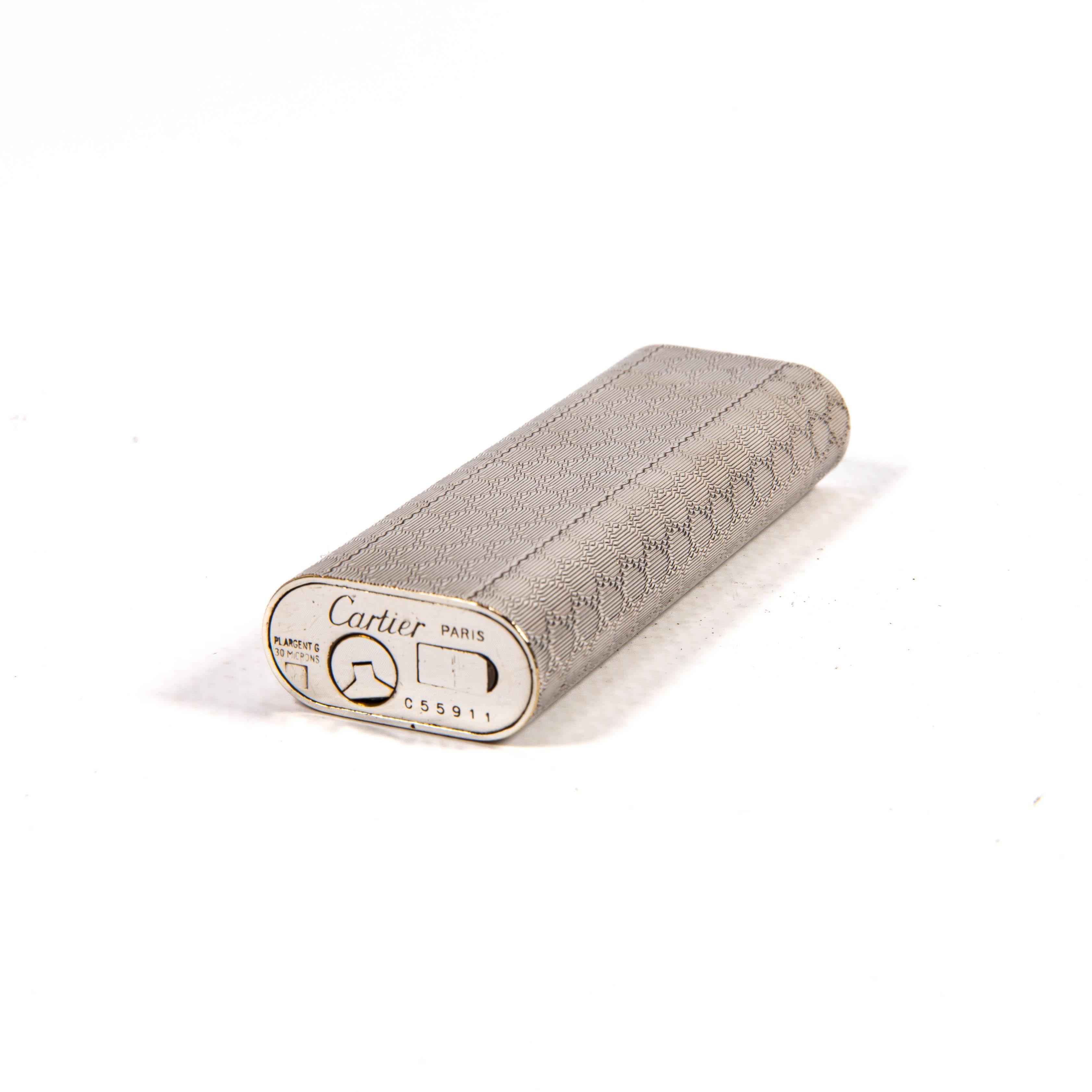 Vintage A Silver Plated CARTIER Les Must Lighter 1970s en vente 4