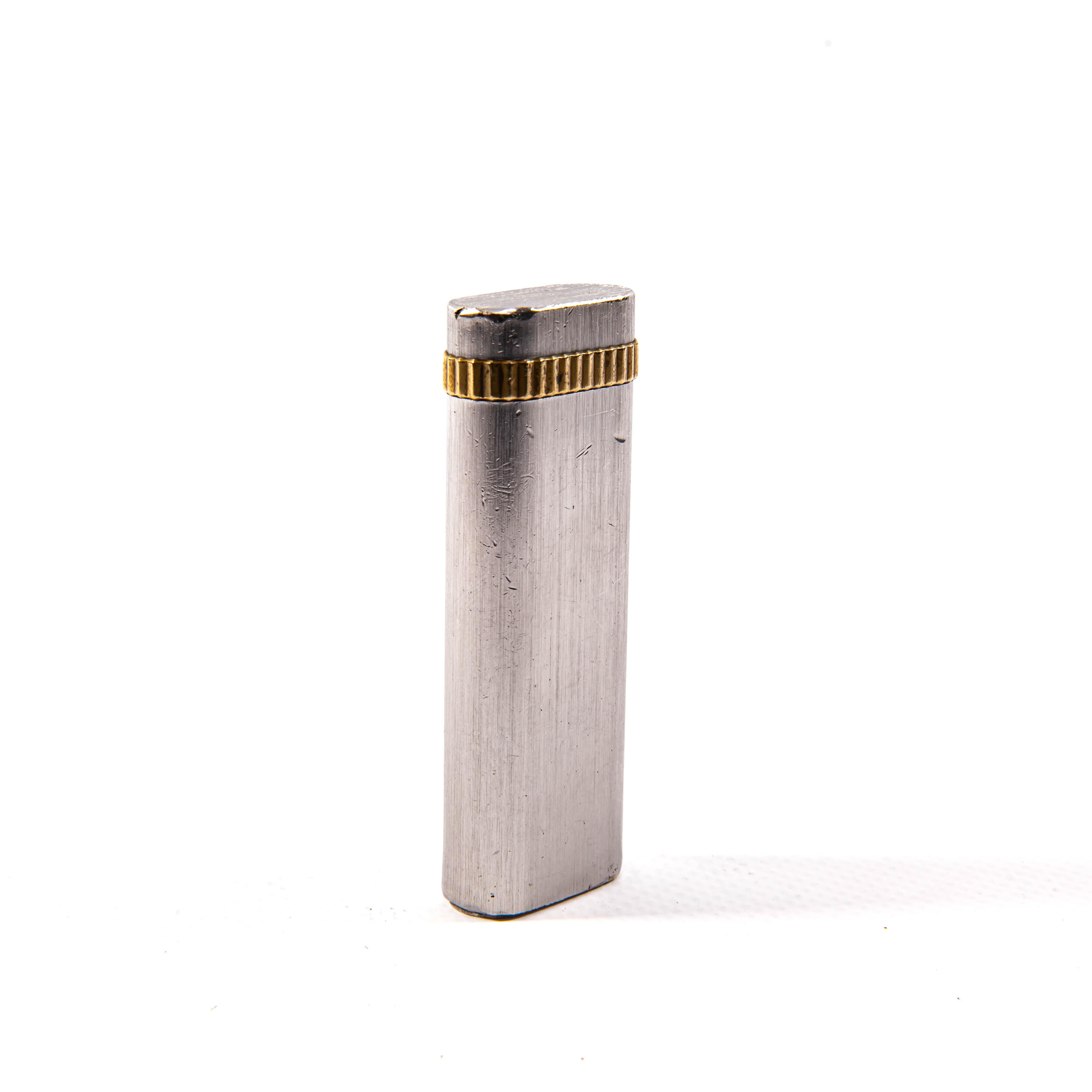 ARTIER Les Must Lighter brossé des années 1970 Unisexe en vente