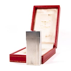 Accendino d'epoca placcato argento Cartier Pentagon Mini in scatola anni '70