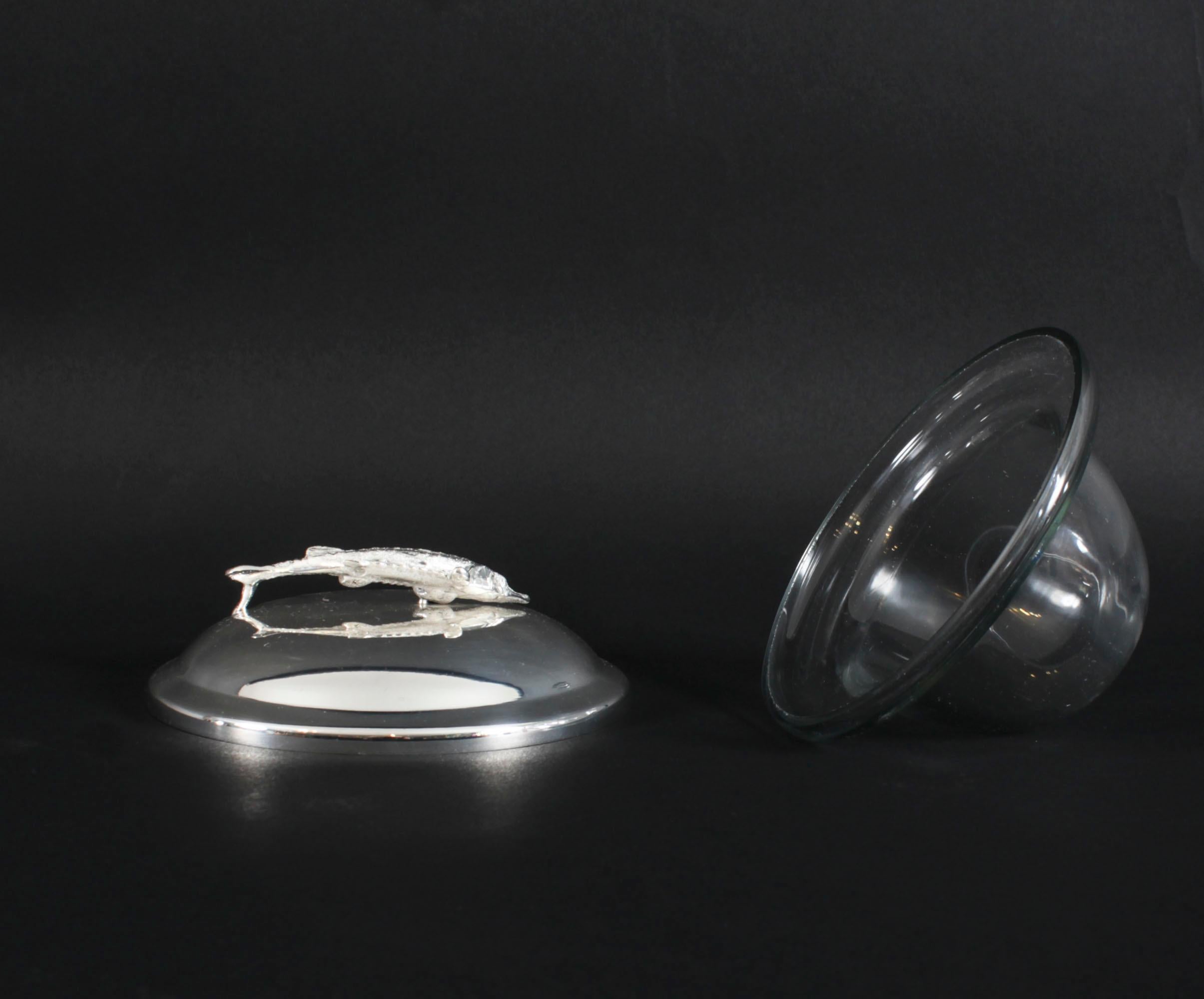 Enfriador vintage de caviar y champán bañado en plata Siglo XX en venta 7
