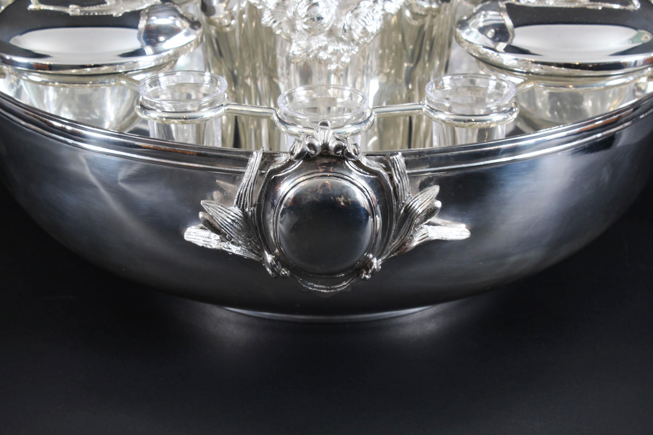 Enfriador vintage de caviar y champán bañado en plata Siglo XX en Bueno estado para la venta en London, GB