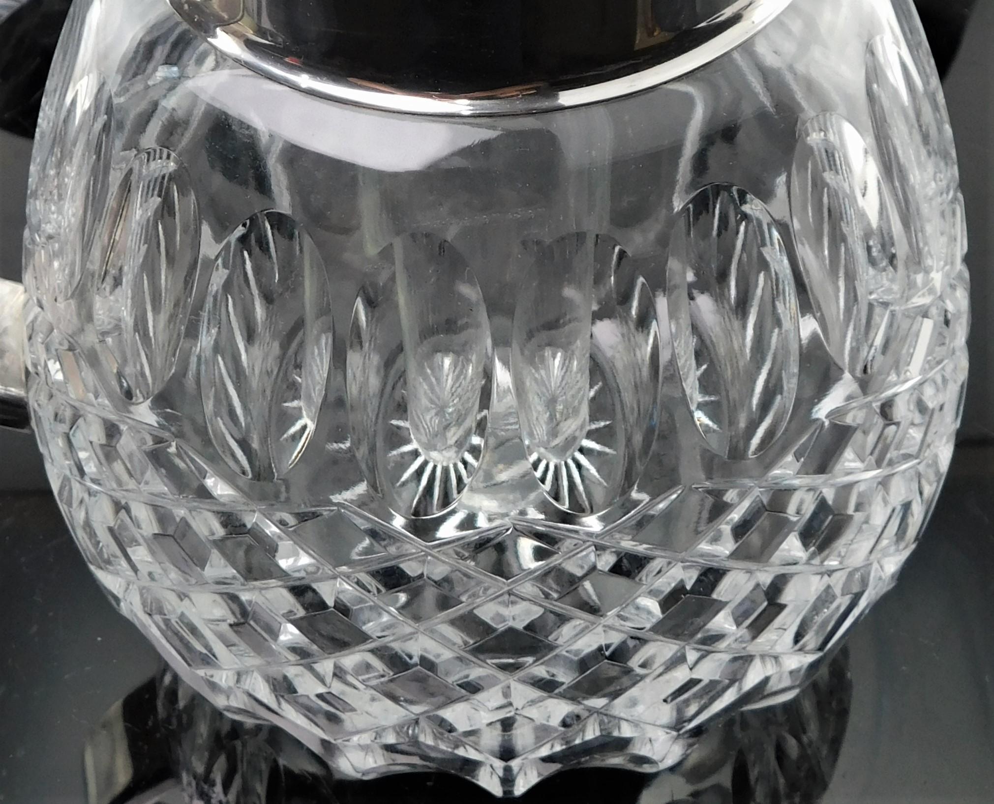 Versilberter Vintage-Krug aus Kristall mit Glaskühler im Angebot 9