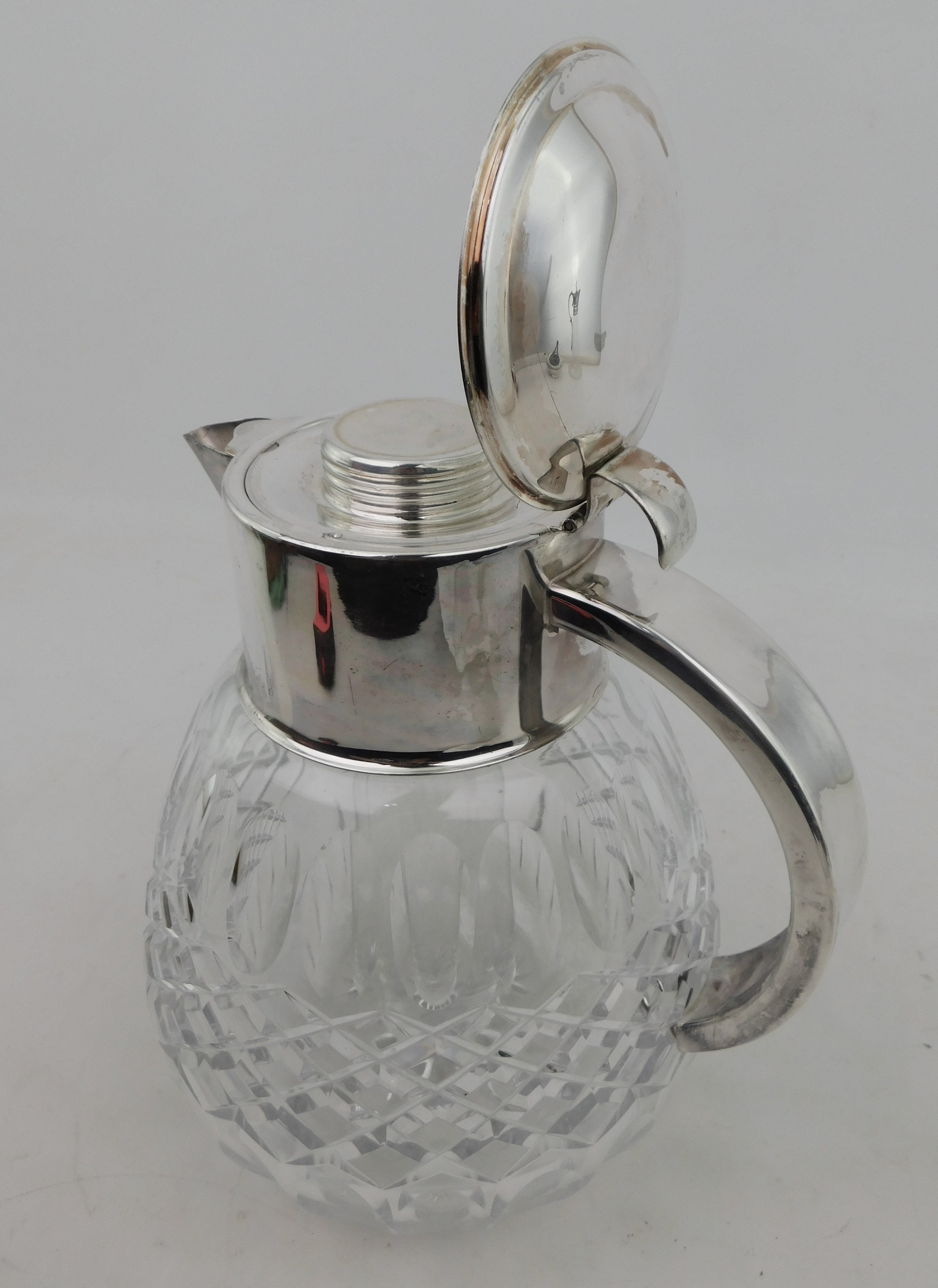 Versilberter Vintage-Krug aus Kristall mit Glaskühler (Moderne der Mitte des Jahrhunderts) im Angebot