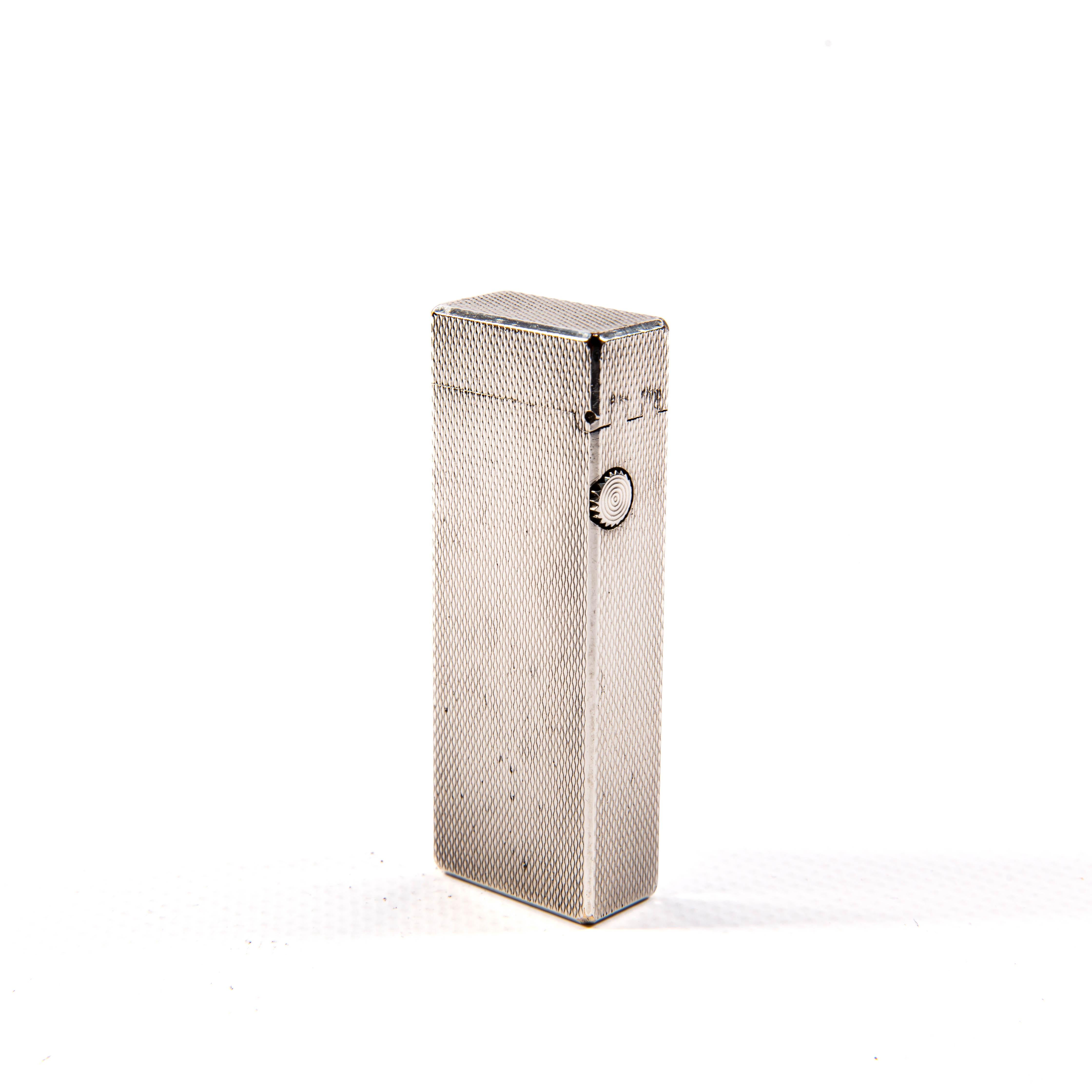 Women's or Men's Vintage Silver Plated Dunhill Rollagas Lighter Fine Barley 1970s