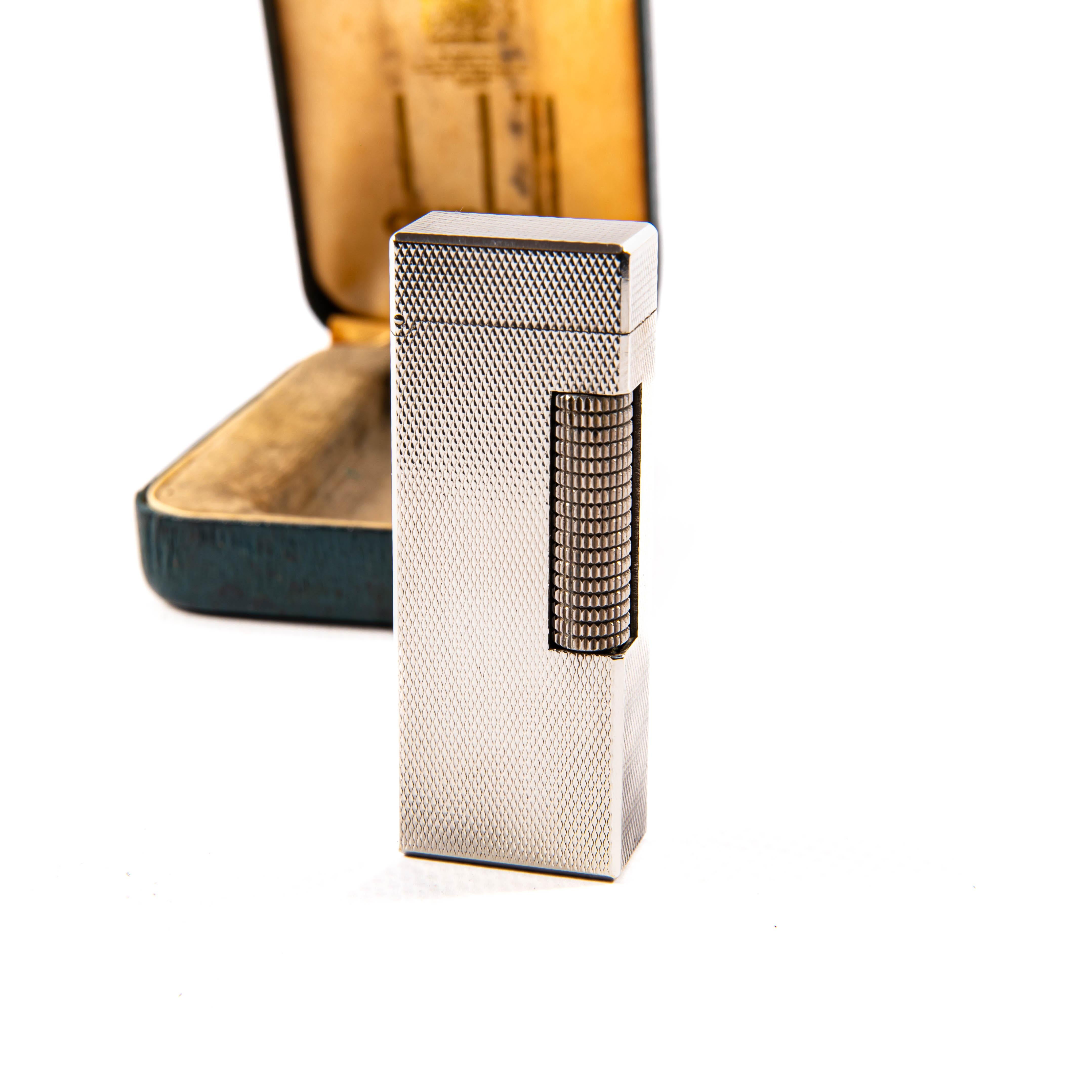 Accendino DUNHILL Rollagas placcato argento vintage in scatola anni '70 In condizioni ottime in vendita a DELFT, NL