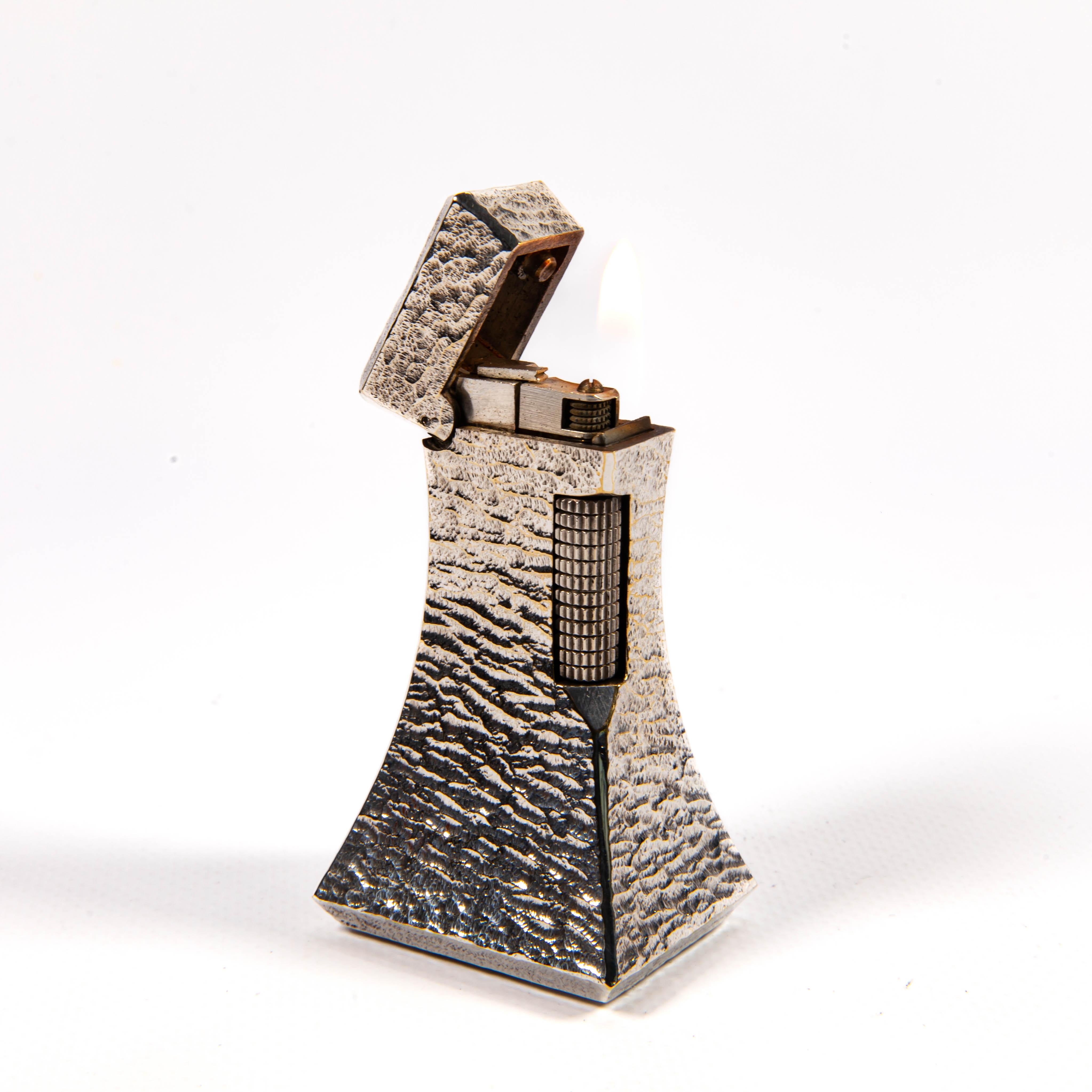 Accendino d'epoca placcato in argento DUNHILL Wheatsheaf 1970s in vendita 2