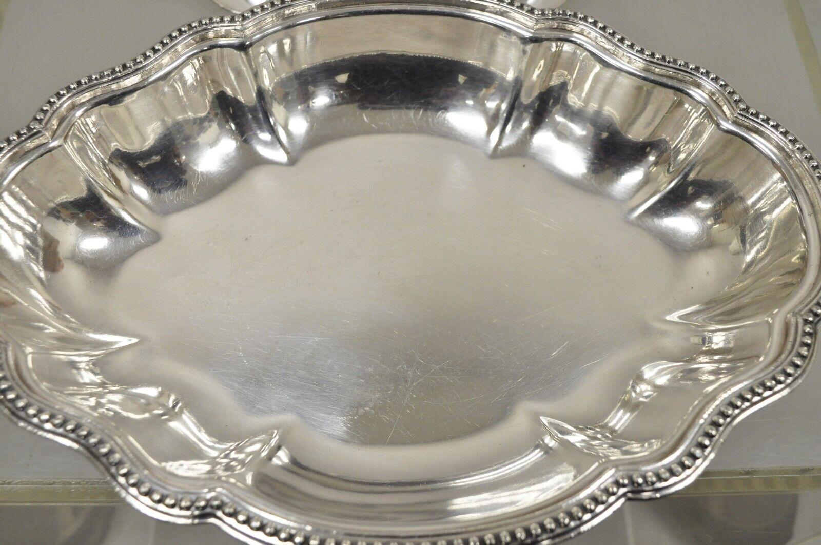 Vintage Silver Plated English Victorian Style Lidded Vegetable Serving Platter For Sale 3