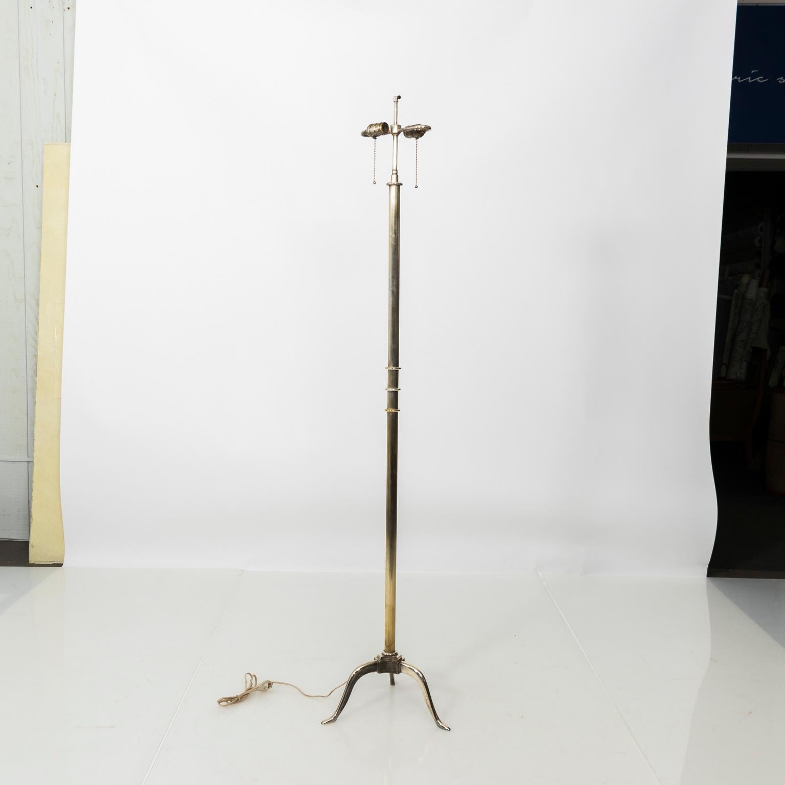 Vintage Silver Plated Floor Lamp In Good Condition For Sale In Stamford, CT