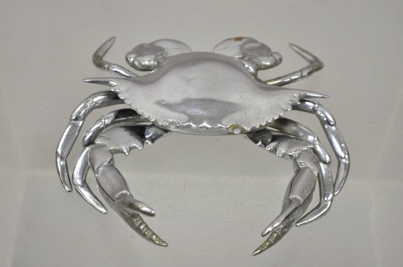 Vintage silver plated full crab figural inkwell holder caviar bowl. item featured is great for use as an inkwell or caviar/dip bowl. 
Circa mid-20th century. Measurements: 2.75