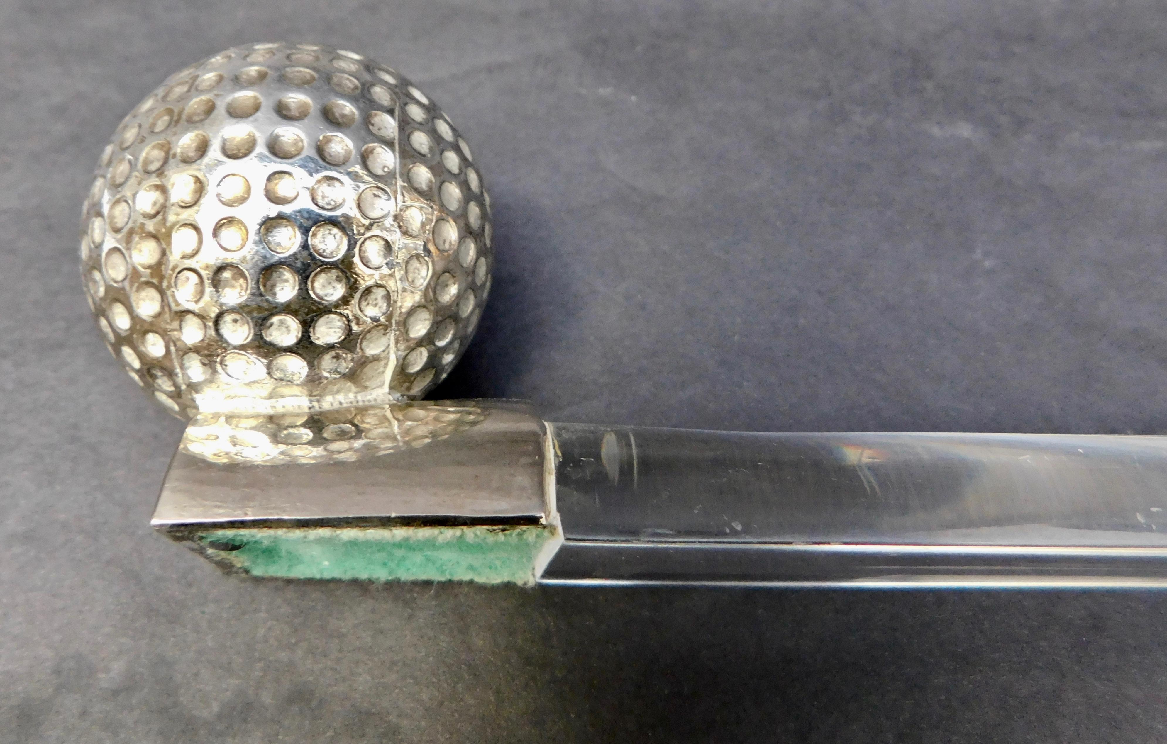 Vintage Silver Plated Golf Ball Desk Accessory with Lucite Magnifier In Fair Condition For Sale In Antwerp, BE